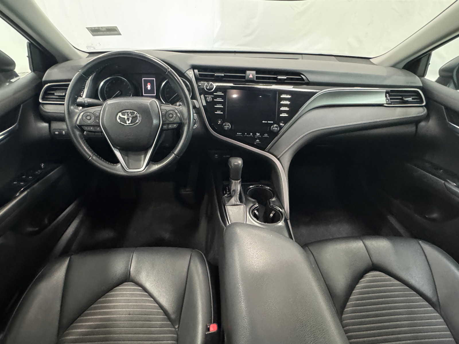 Thumbnail: 2019 Toyota Camry - 3