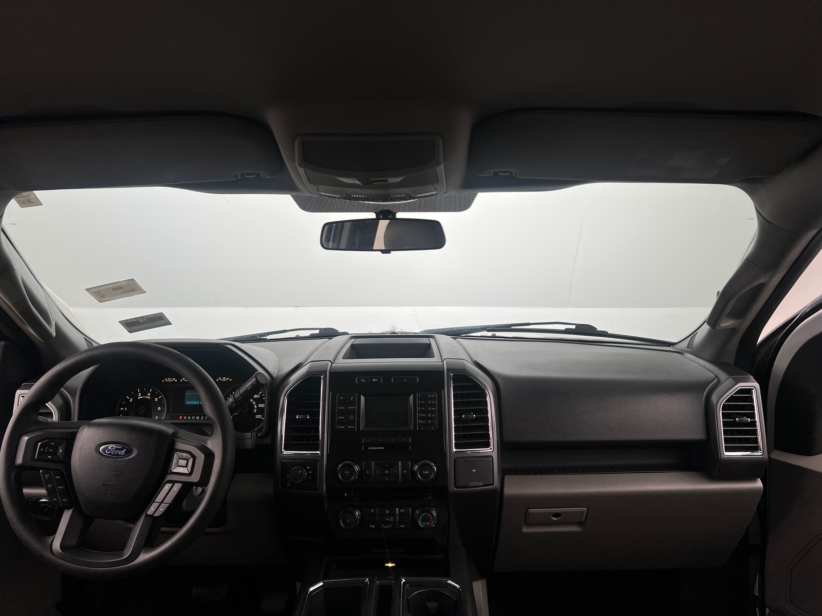 Thumbnail: 2015 Ford Econoline - 3