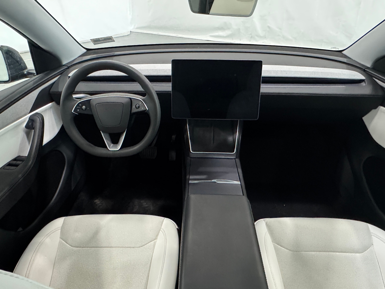 Thumbnail: 2026 Tesla Model Y - 2