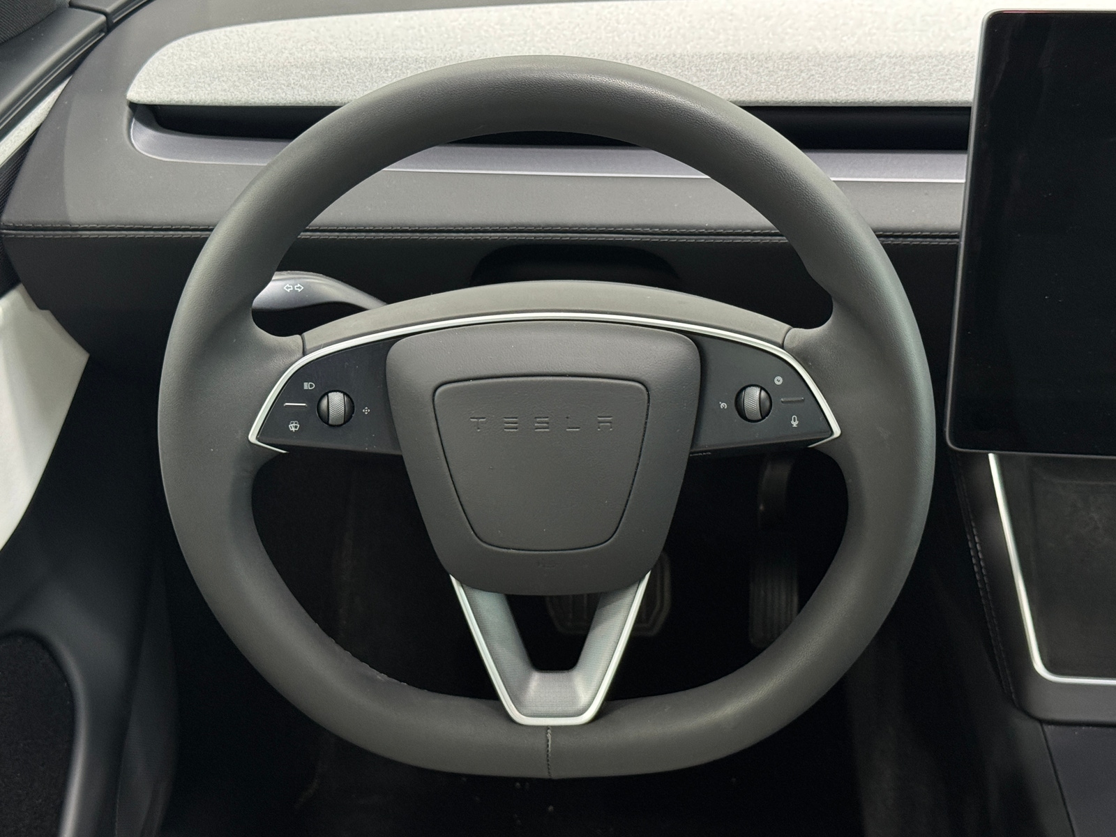 Thumbnail: 2026 Tesla Model Y - 4