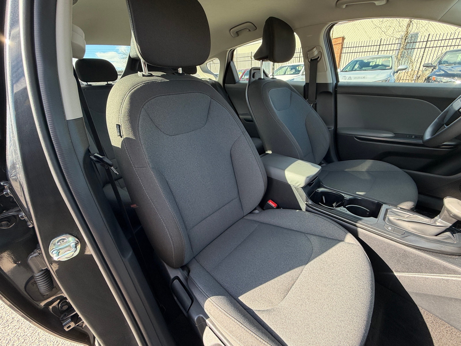 Thumbnail: 2025 Kia K4 - 2