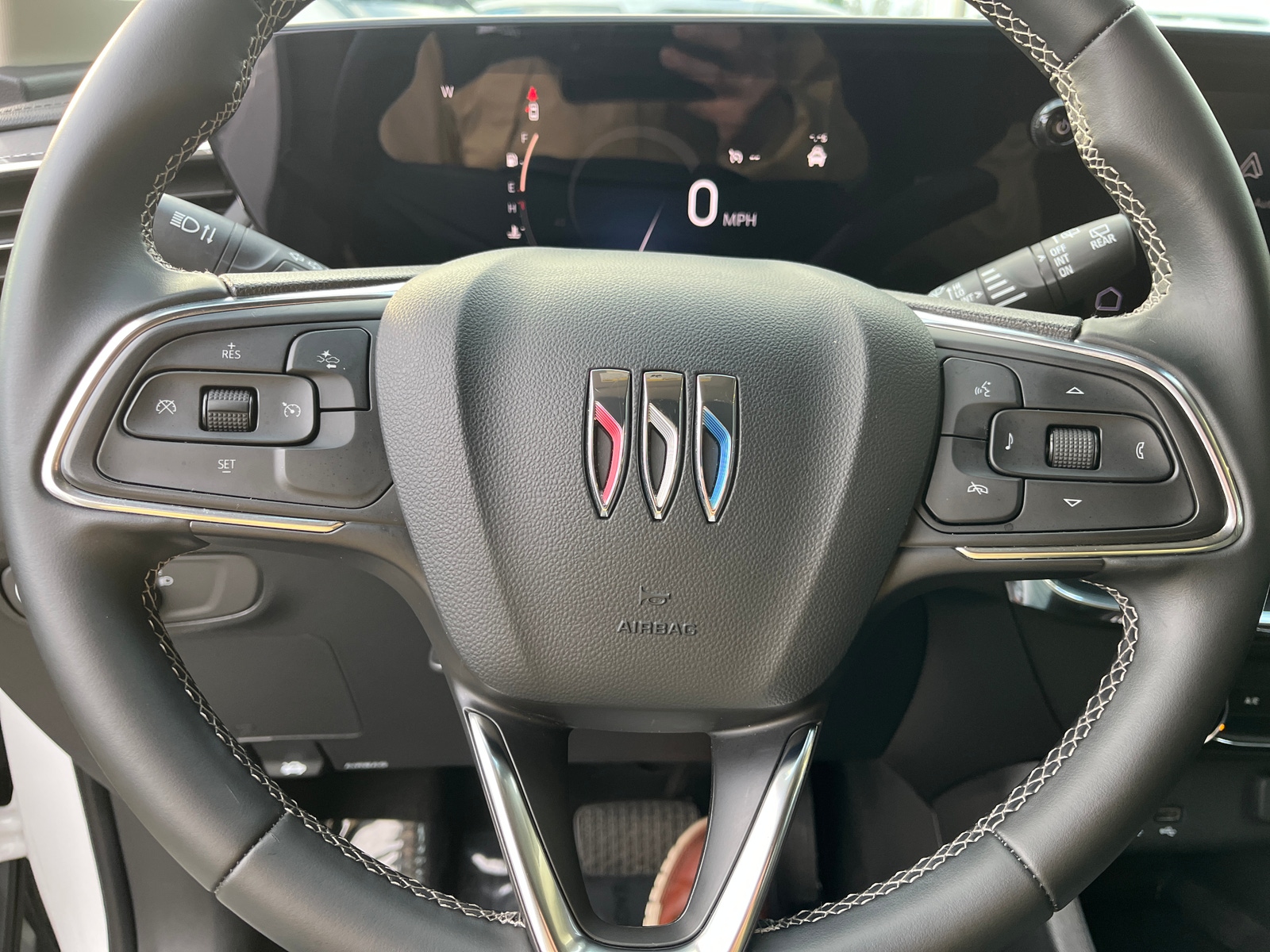 Thumbnail: 2025 Buick Encore GX - 5