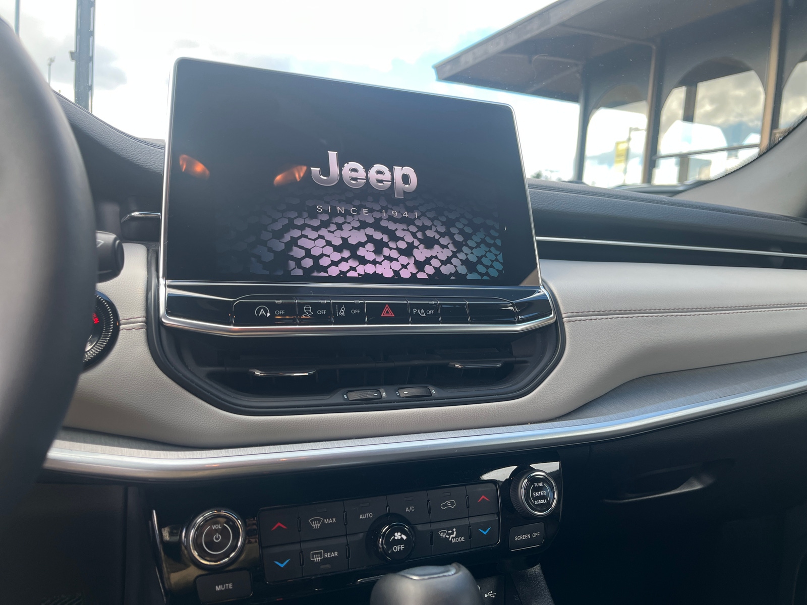 Thumbnail: 2025 Jeep Compass - 4