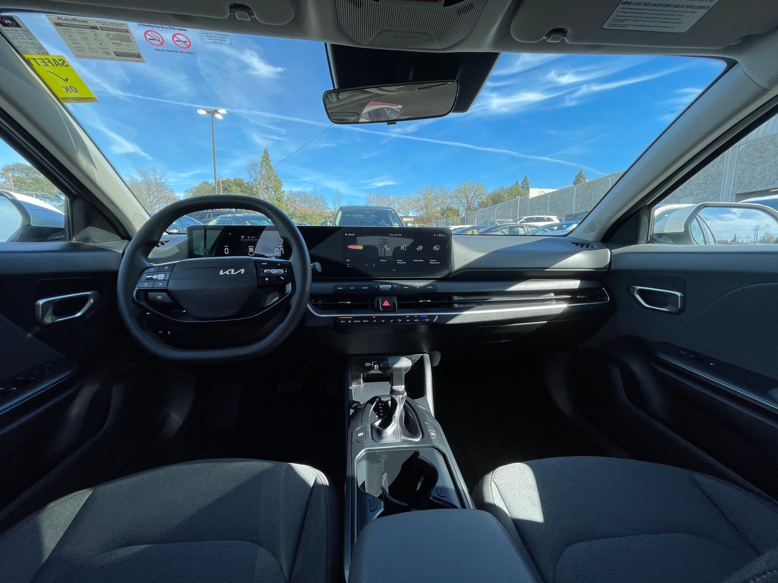 Thumbnail: 2025 Kia K4 - 3