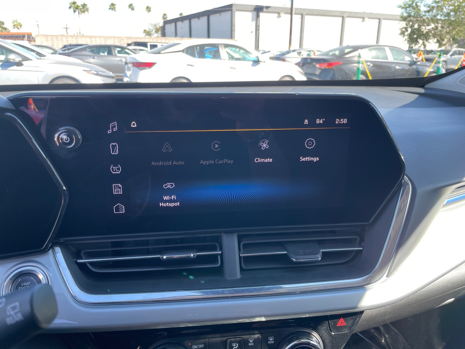 Thumbnail: 2025 Chevrolet Trax - 4