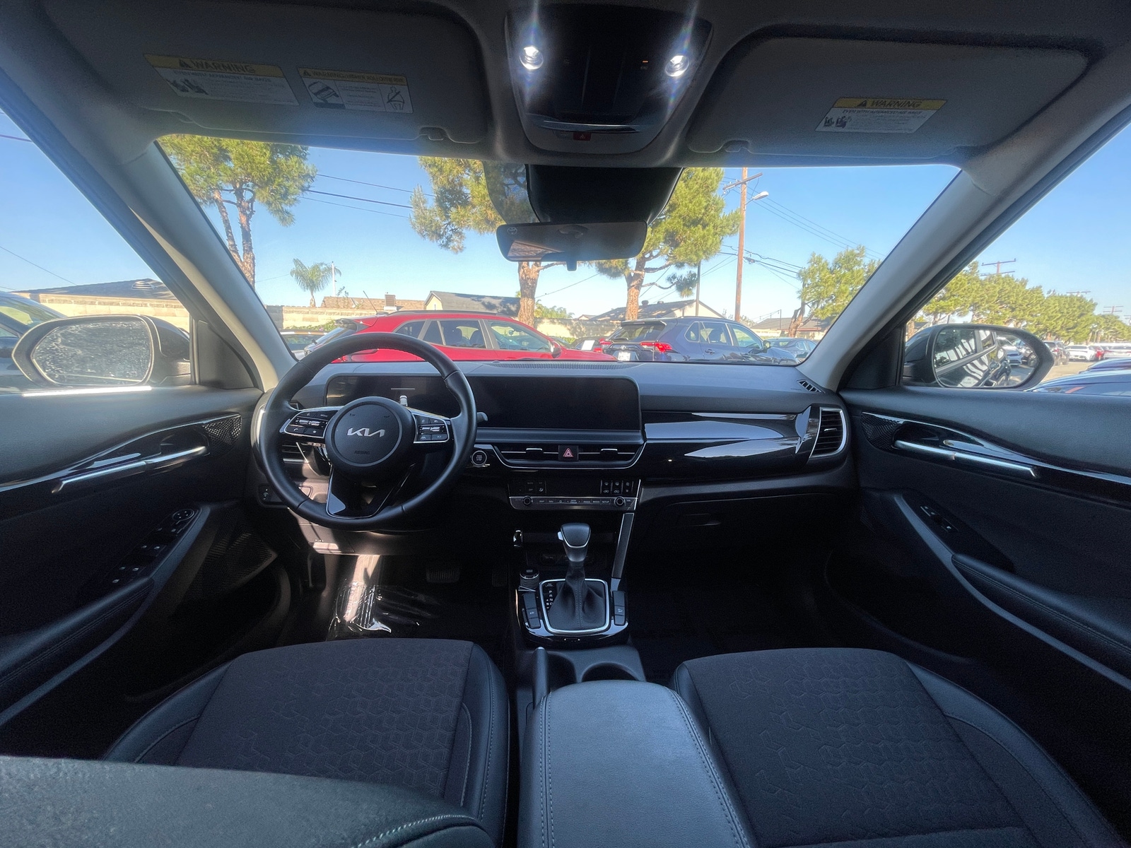 Thumbnail: 2025 Kia Seltos - 3