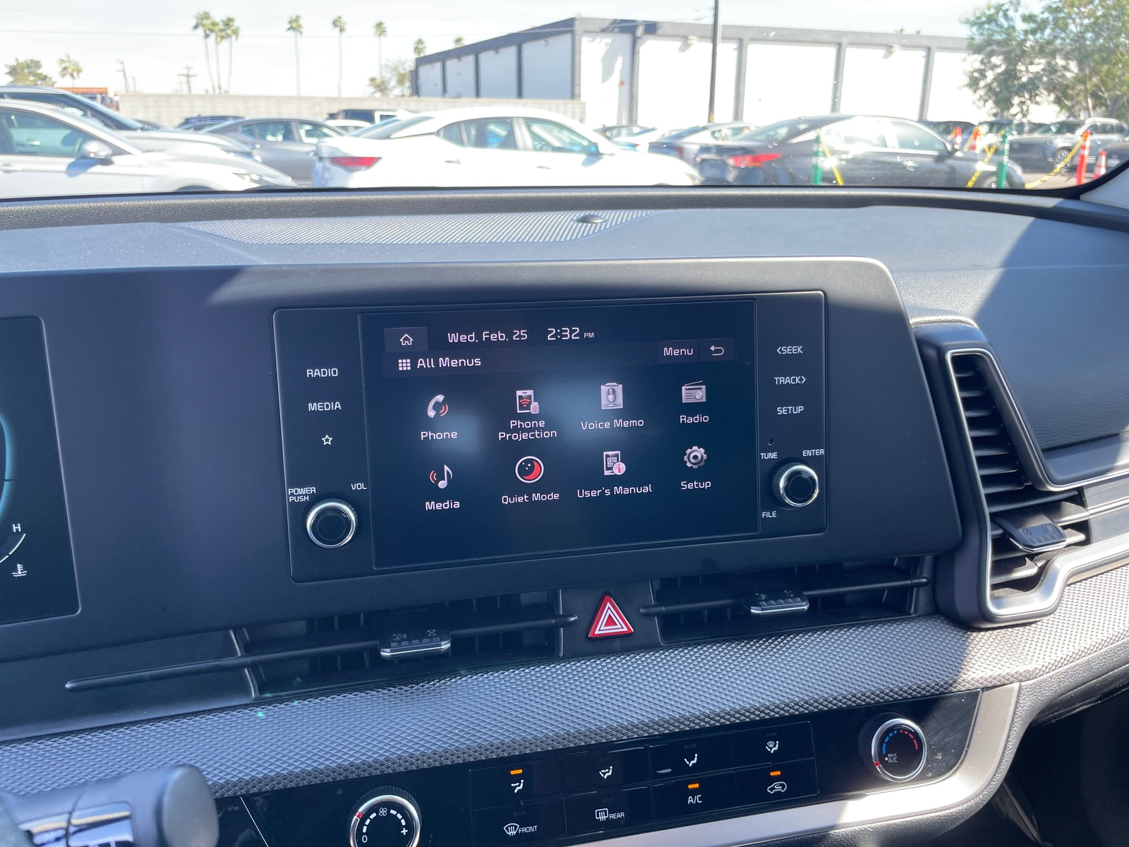 Thumbnail: 2025 Kia Sportage - 3