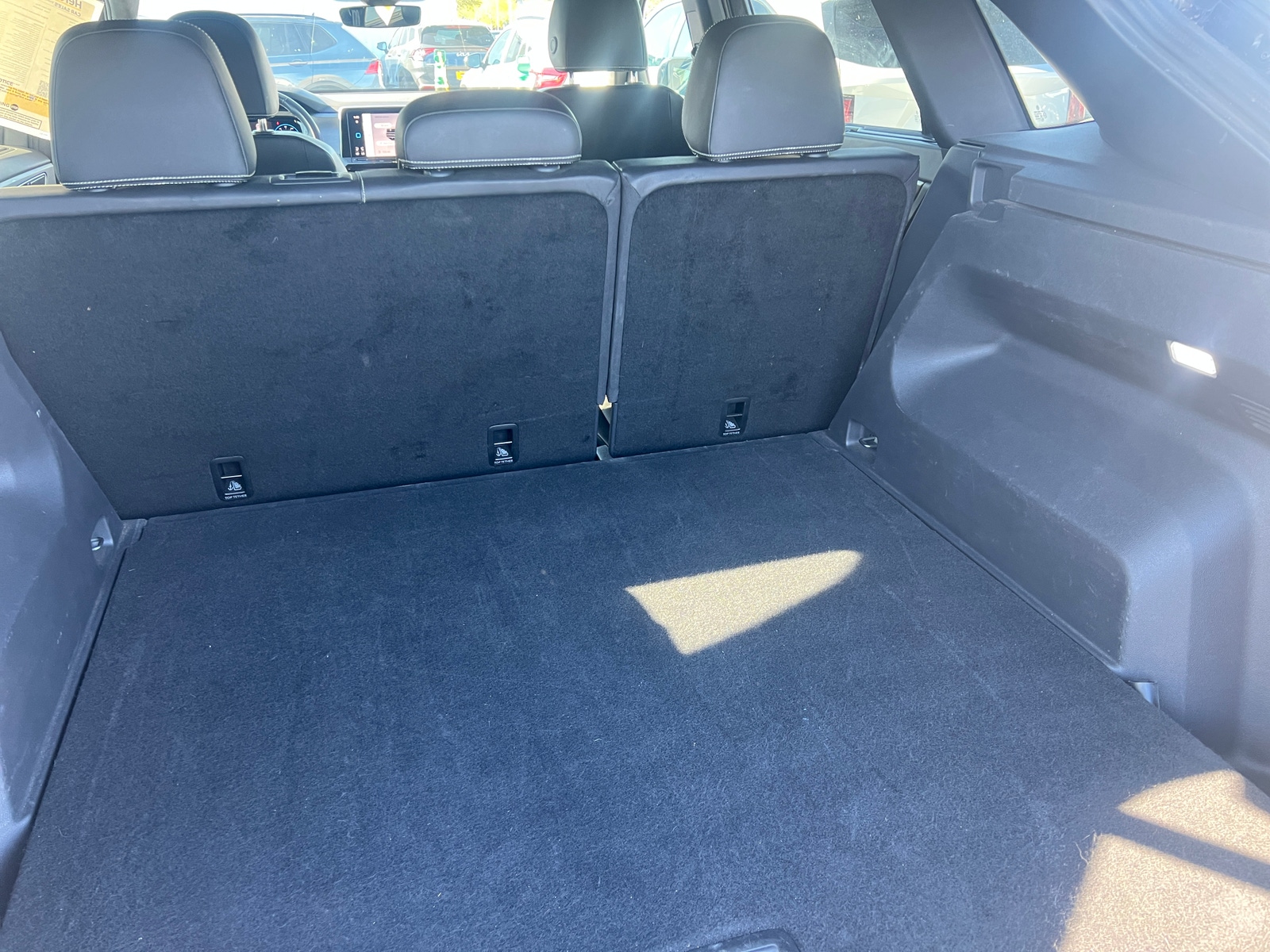 Thumbnail: 2025 Volkswagen Atlas - 6