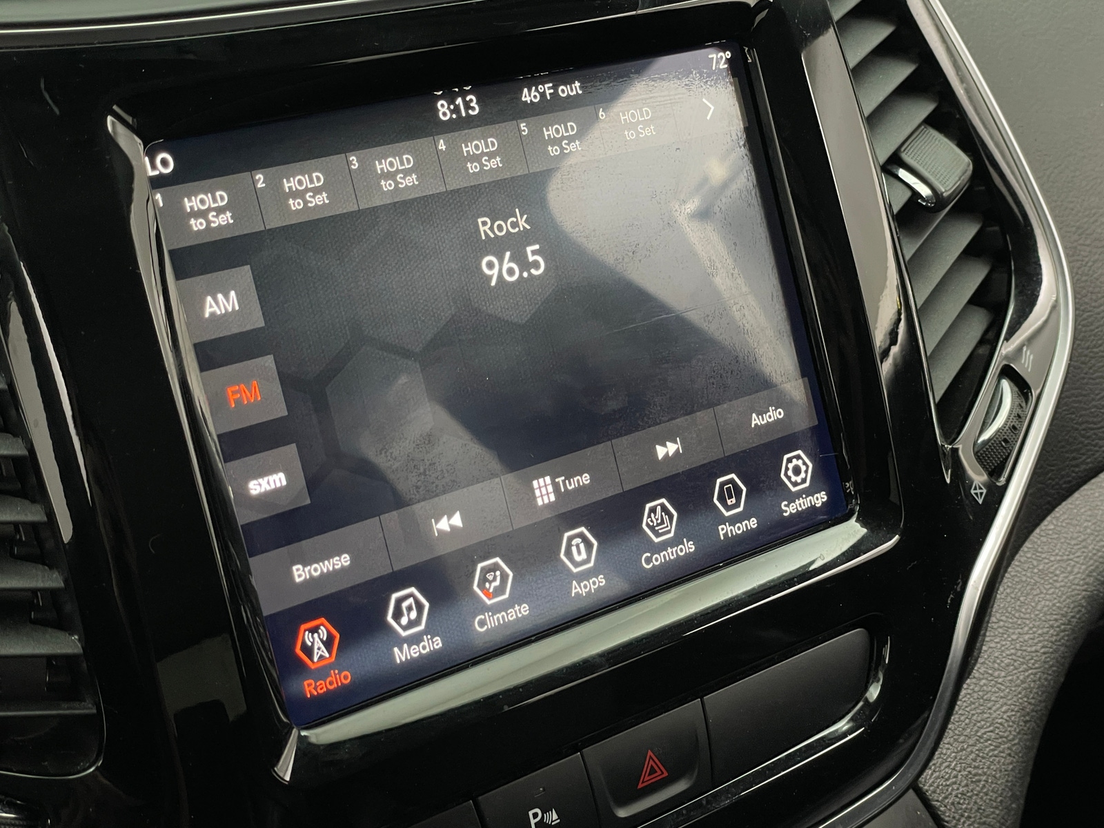 Thumbnail: 2019 Jeep Cherokee - 3