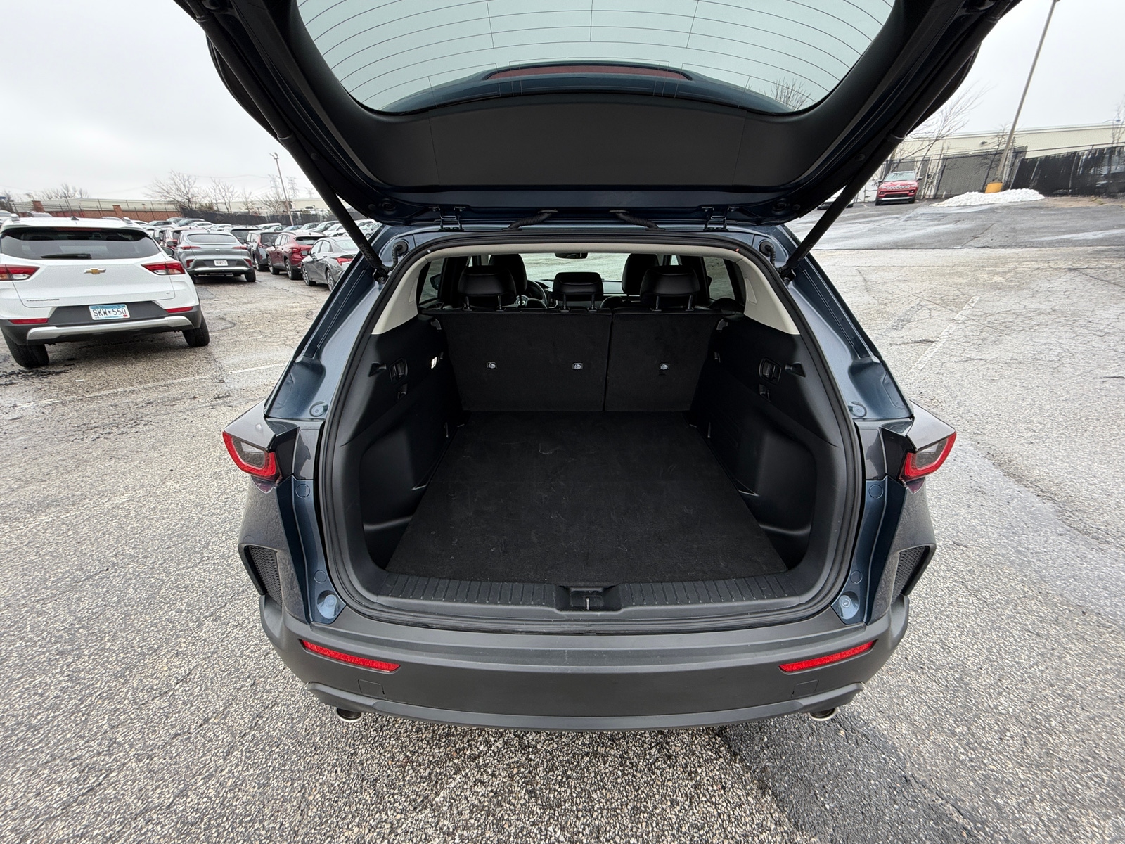 Thumbnail: 2025 Mazda CX-50 - 6