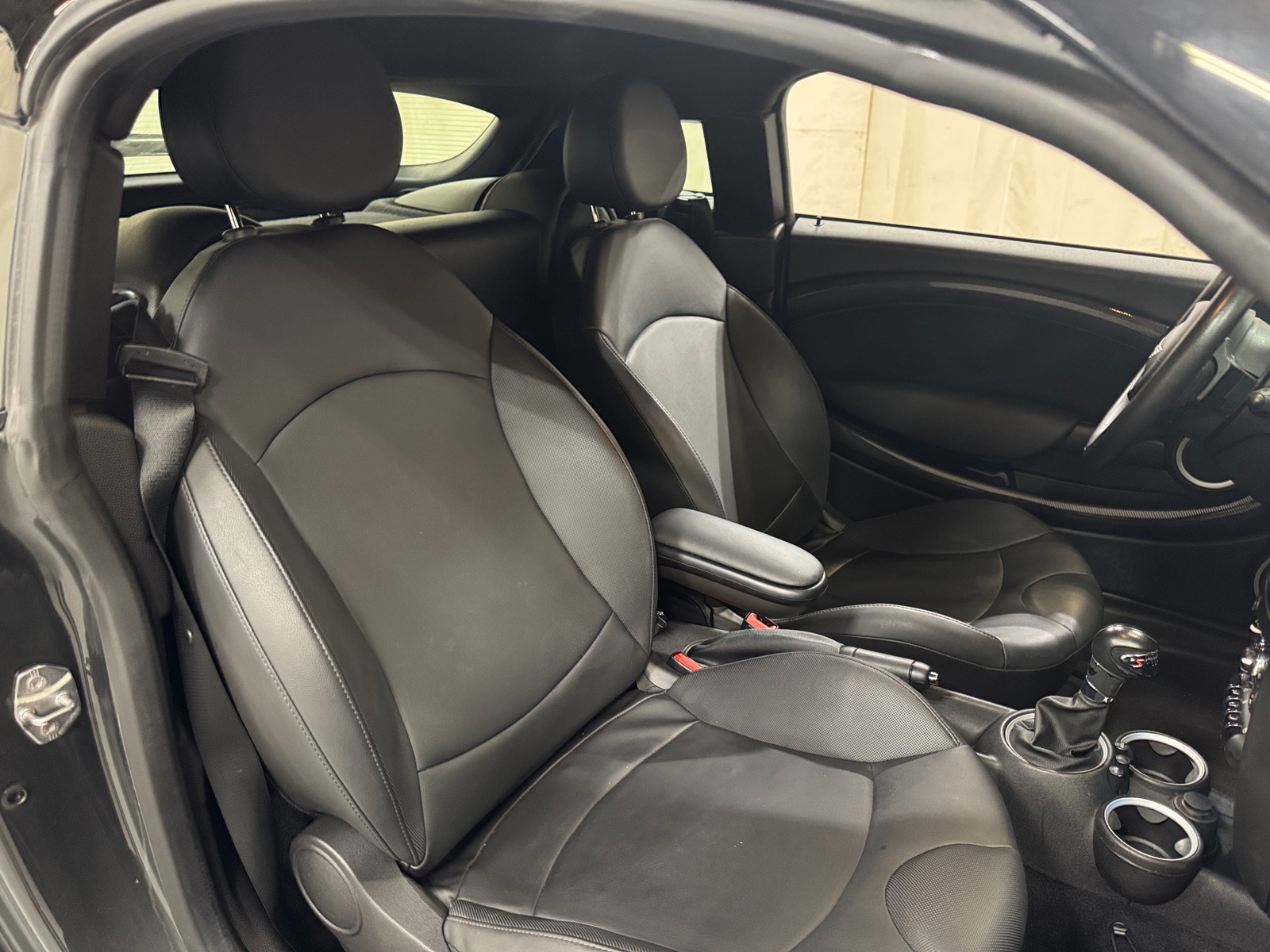 Thumbnail: 2014 MINI Cooper Coupe - 2