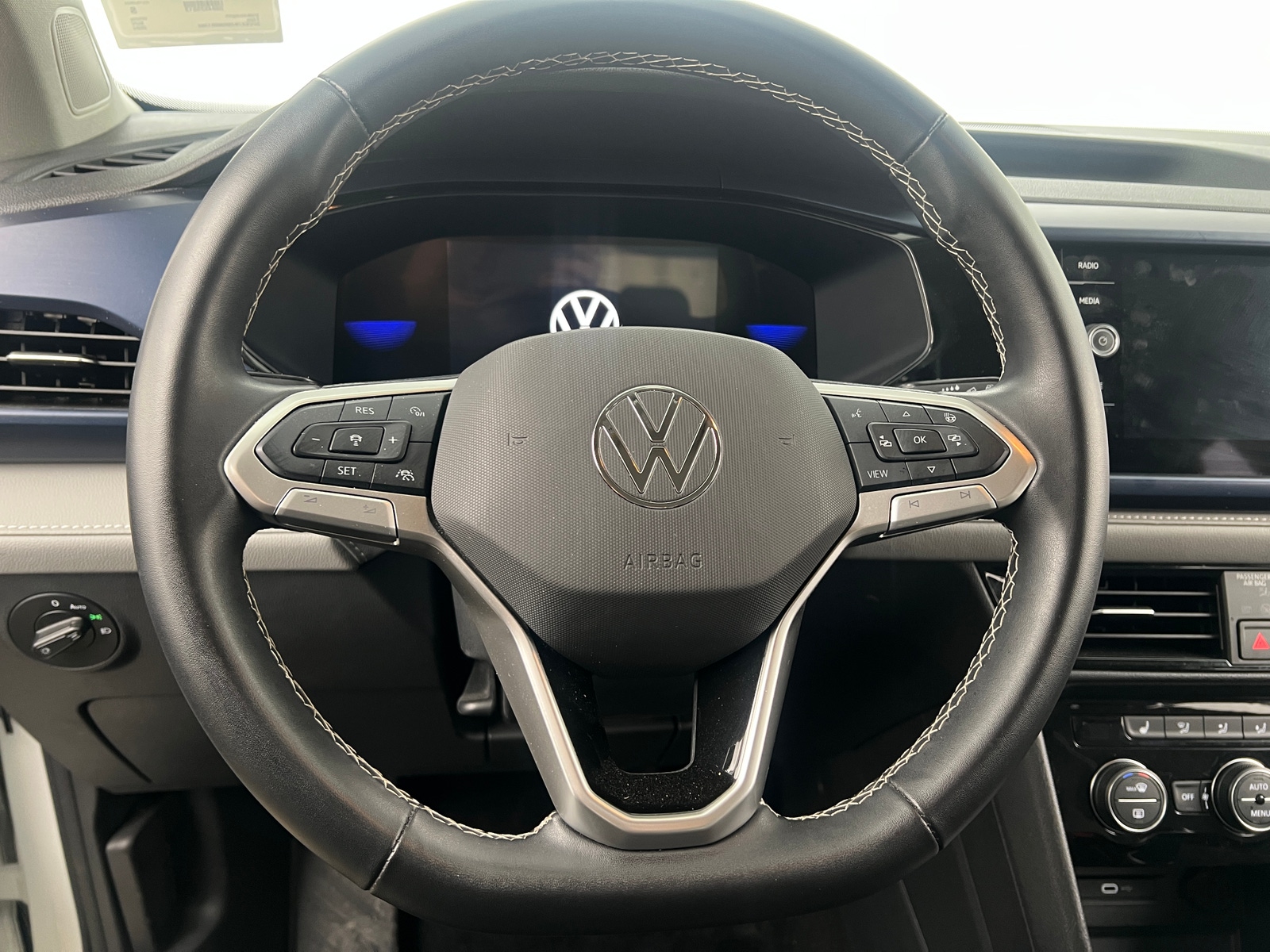 Thumbnail: 2024 Volkswagen Taos - 5