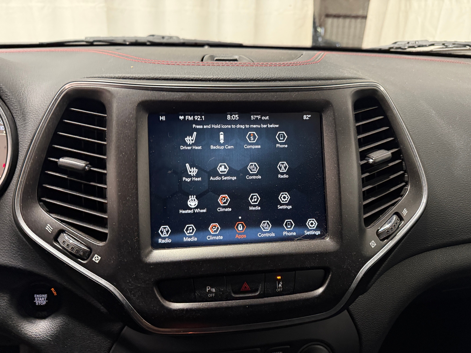 Thumbnail: 2021 Jeep Cherokee - 3