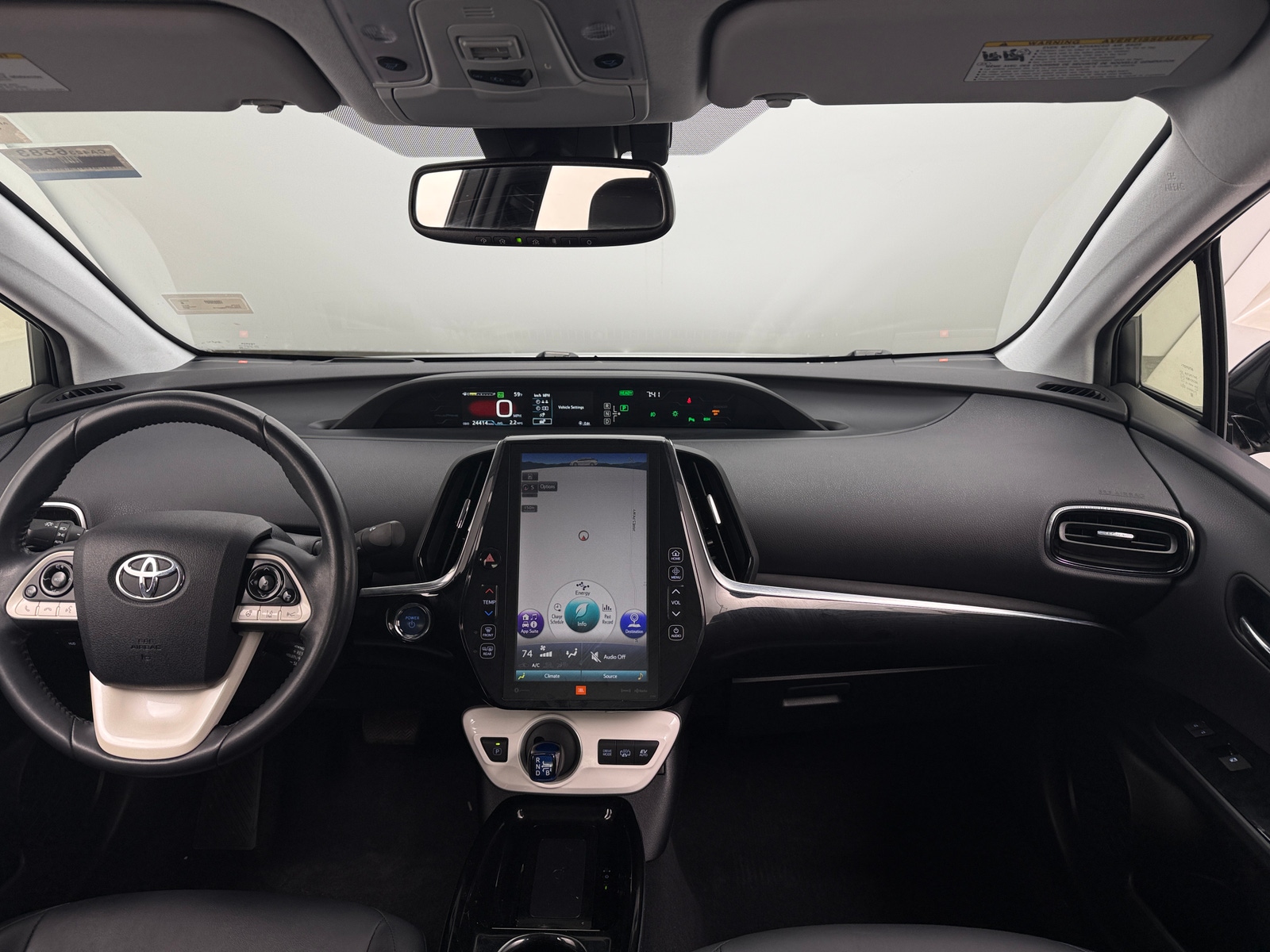 Thumbnail: 2017 Toyota Prius Prime - 3