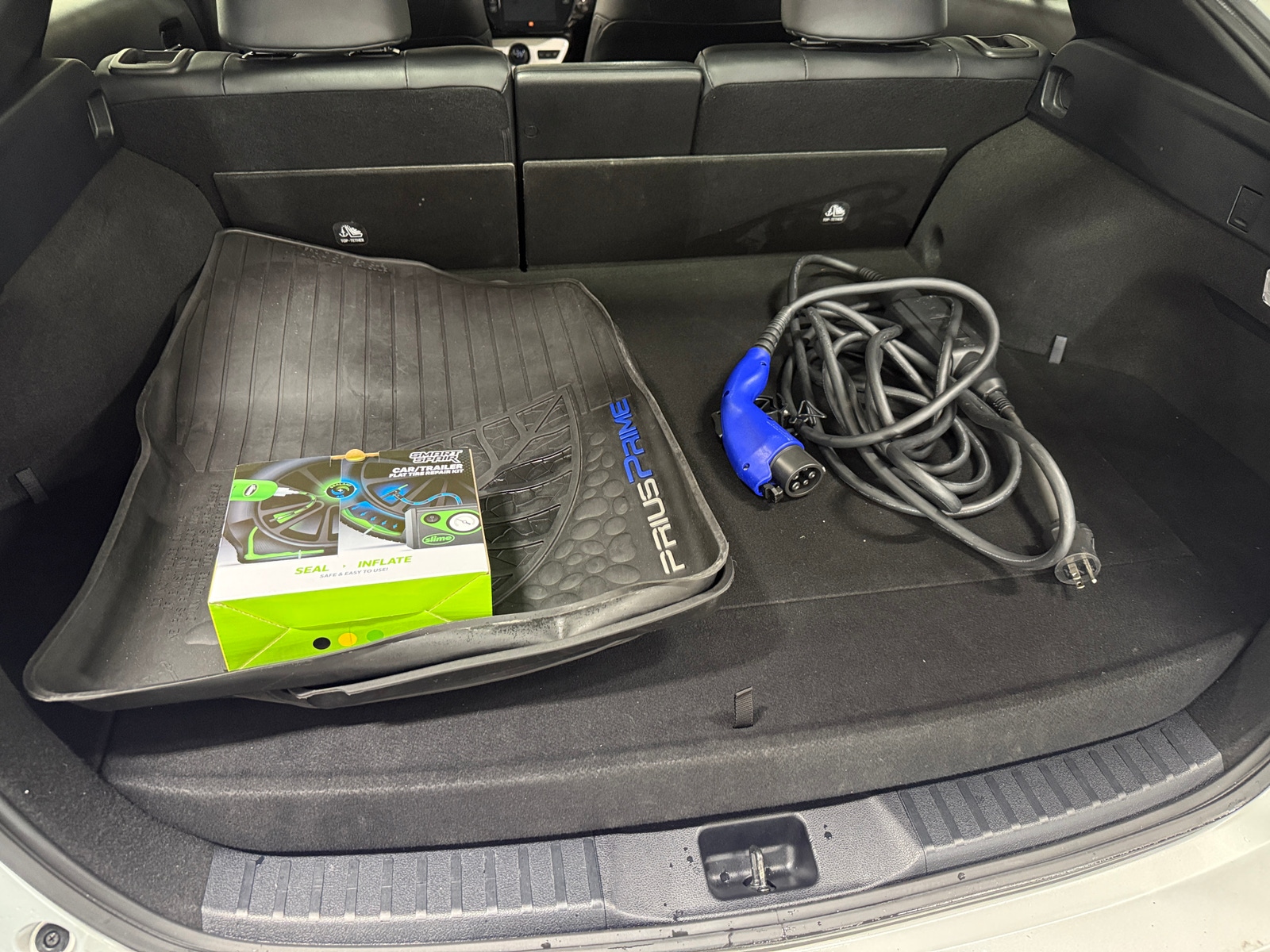 Thumbnail: 2017 Toyota Prius Prime - 7