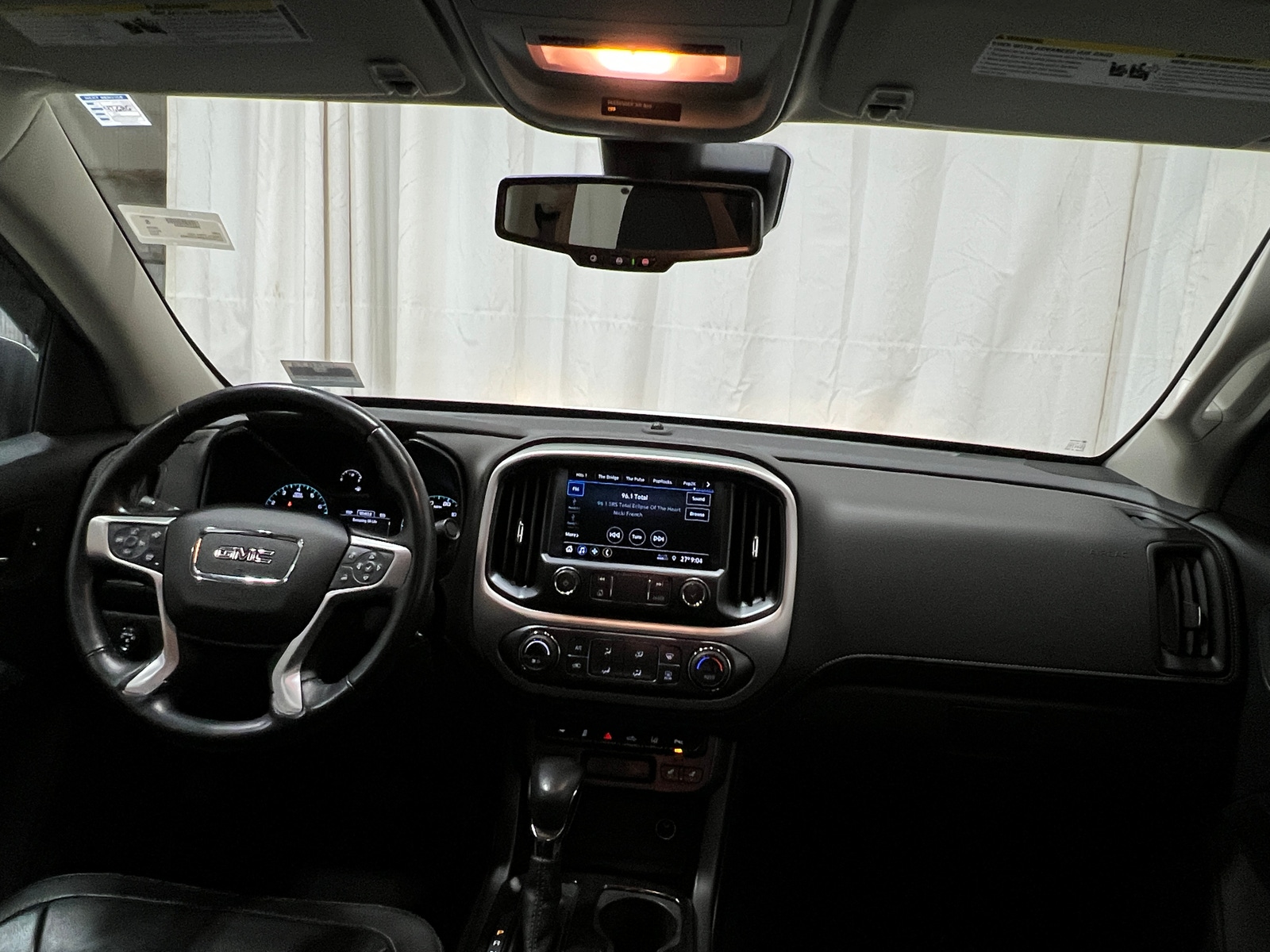 Thumbnail: 2022 GMC Canyon - 3