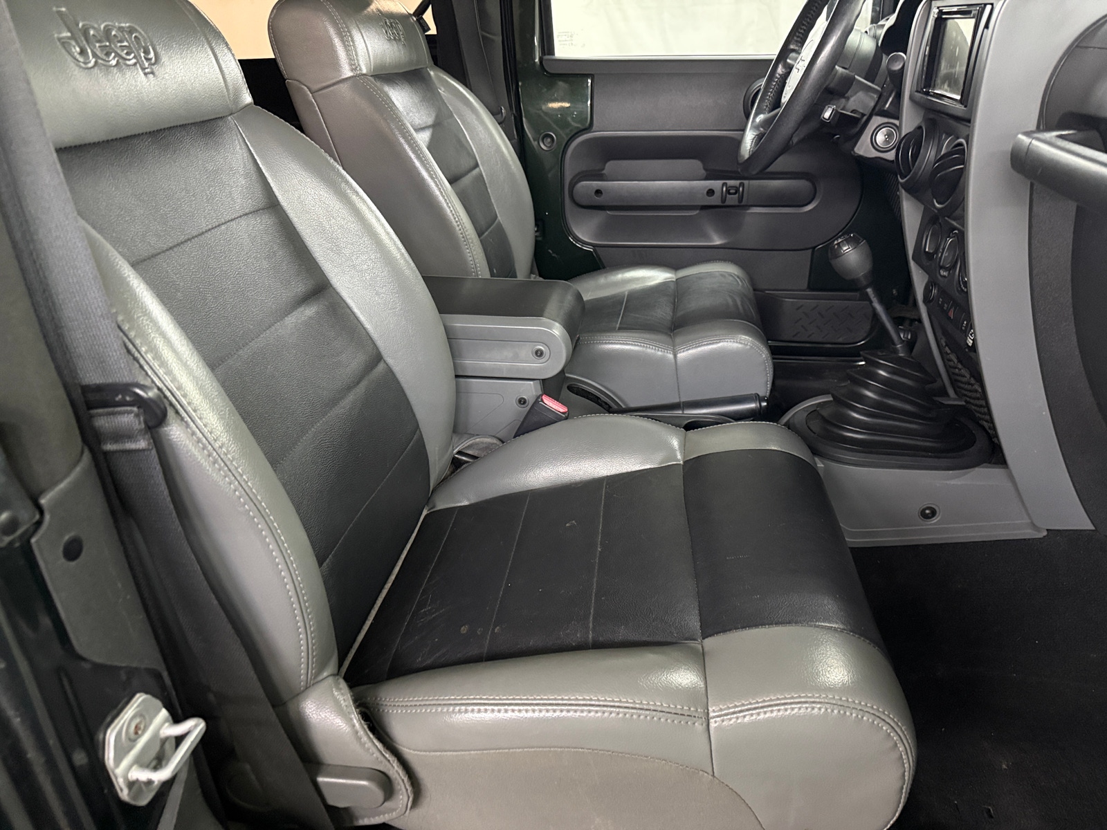 Thumbnail: 2010 Jeep Wrangler - 2