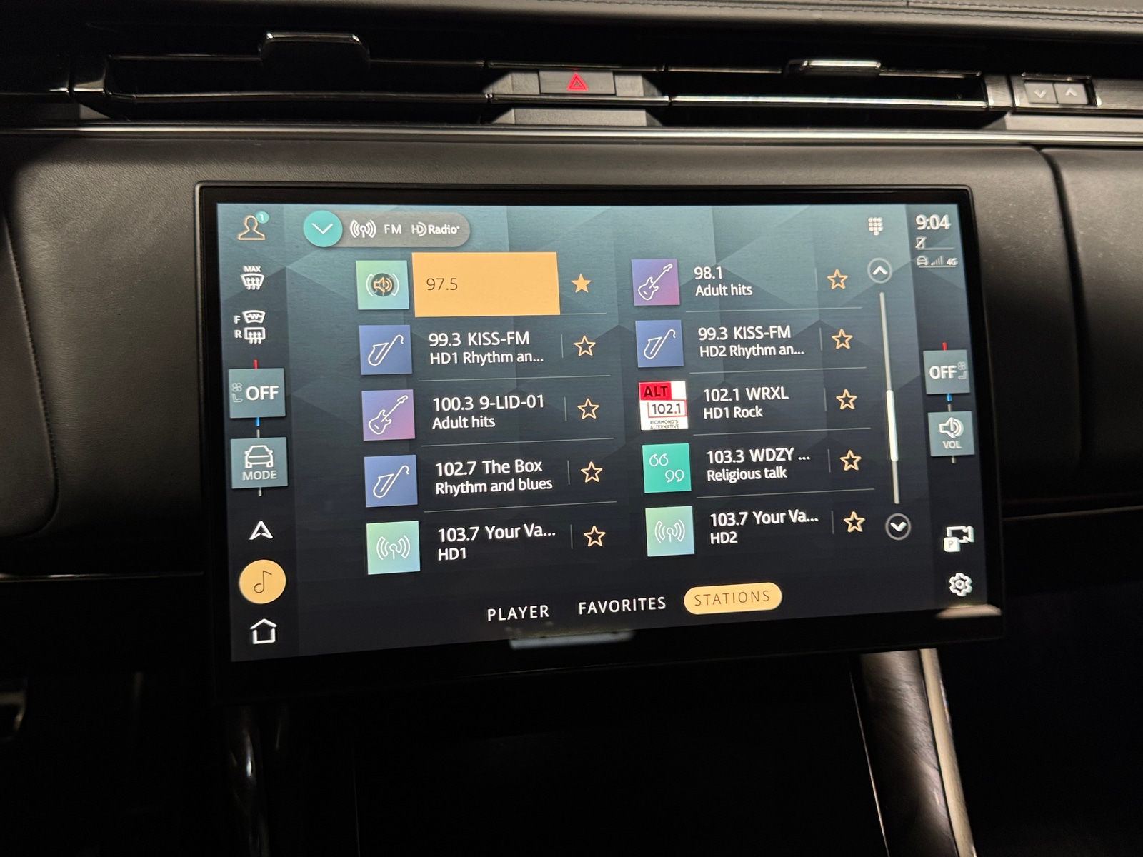 Thumbnail: 2024 Land Rover Range Rover Sport - 3