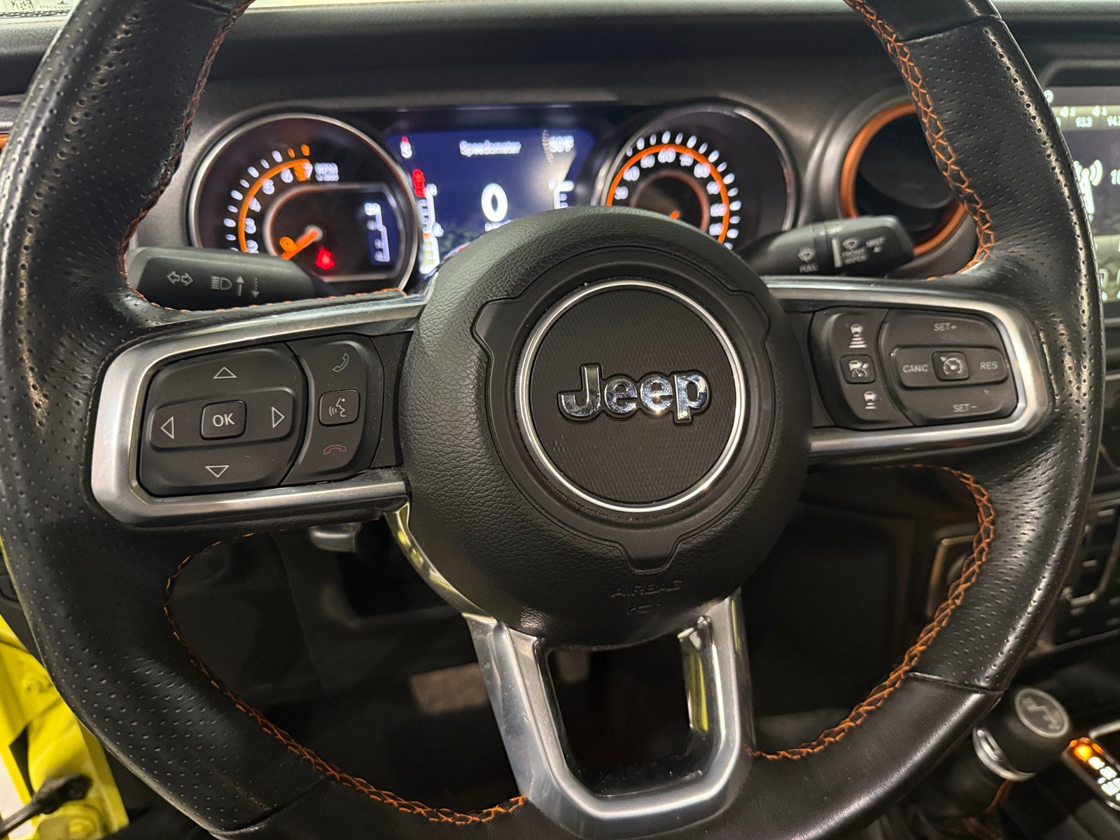 Thumbnail: 2023 Jeep Gladiator - 5