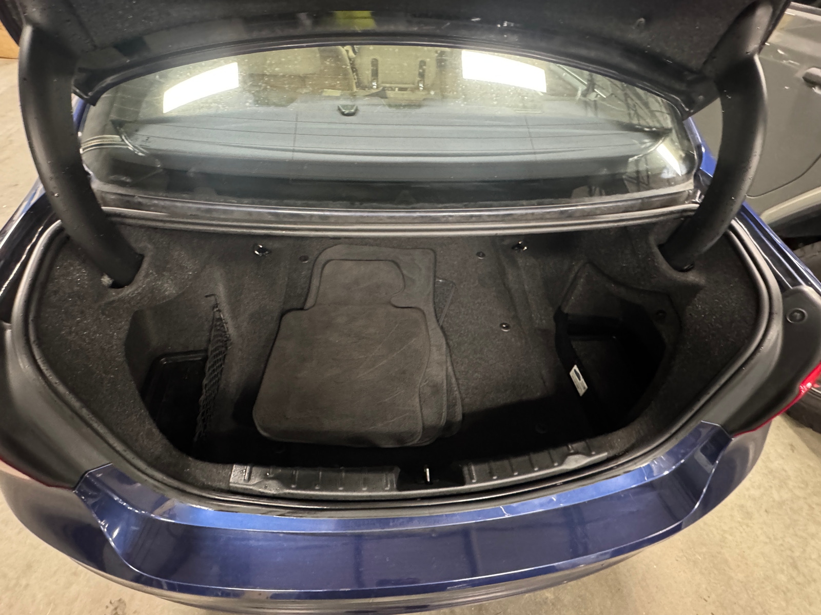 Thumbnail: 2017 BMW 3 Series - 6