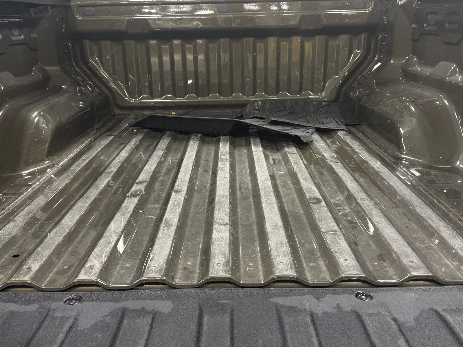 Thumbnail: 2023 Chevrolet Colorado - 7