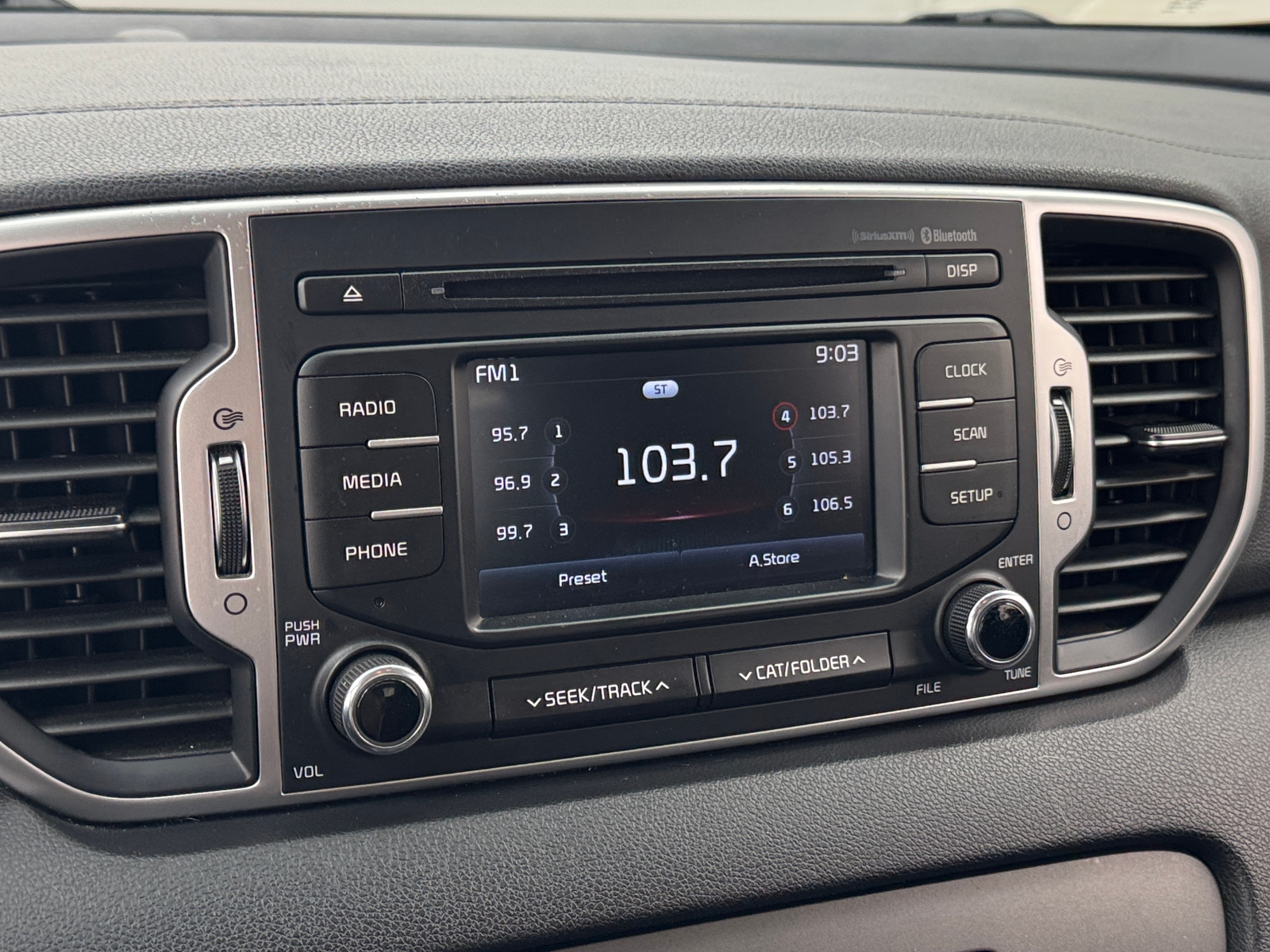 Thumbnail: 2019 Kia Sportage - 4