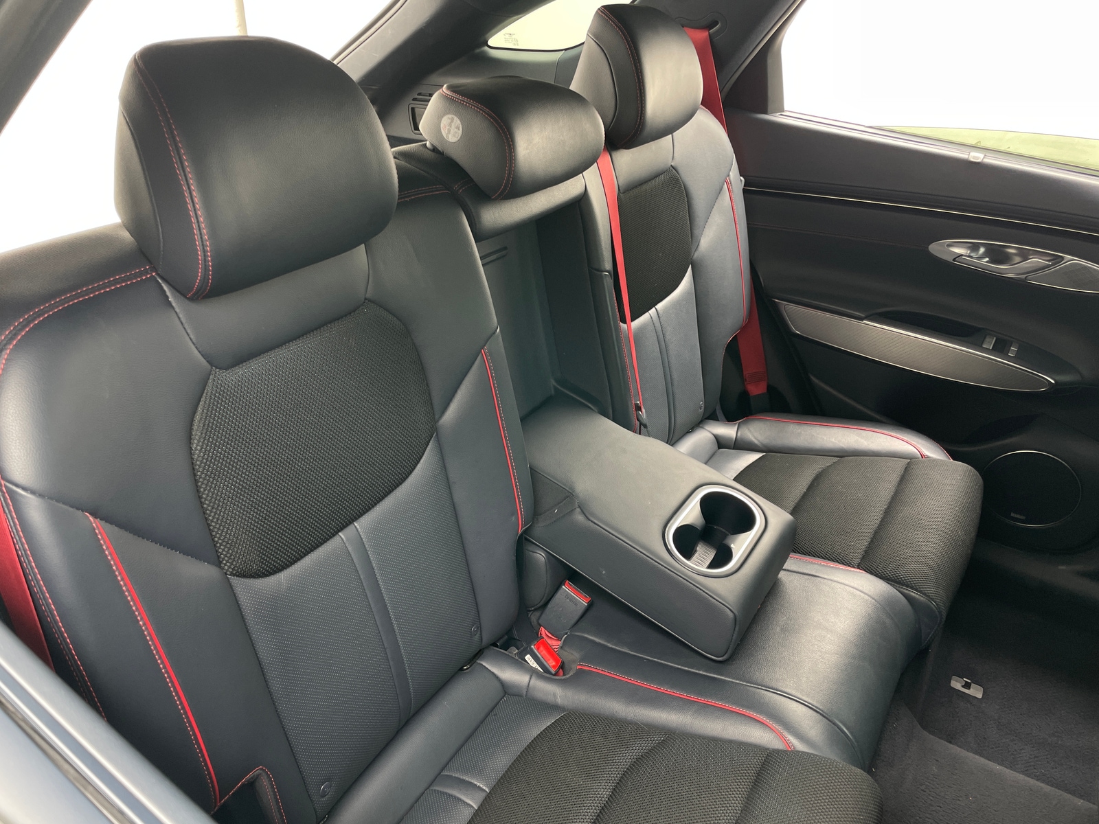 Thumbnail: 2022 Genesis GV70 - 5