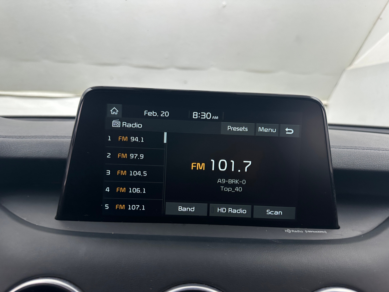 Thumbnail: 2018 Kia Stinger - 3