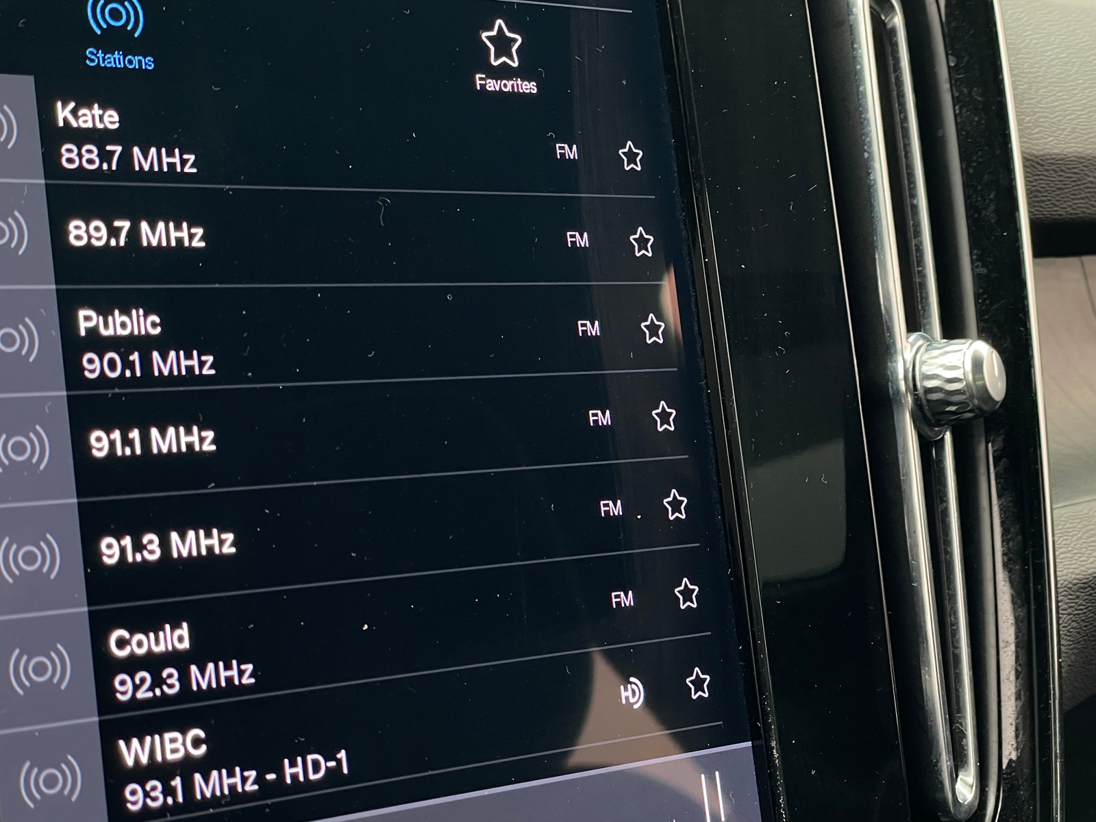 Thumbnail: 2024 Volvo XC40 - 4