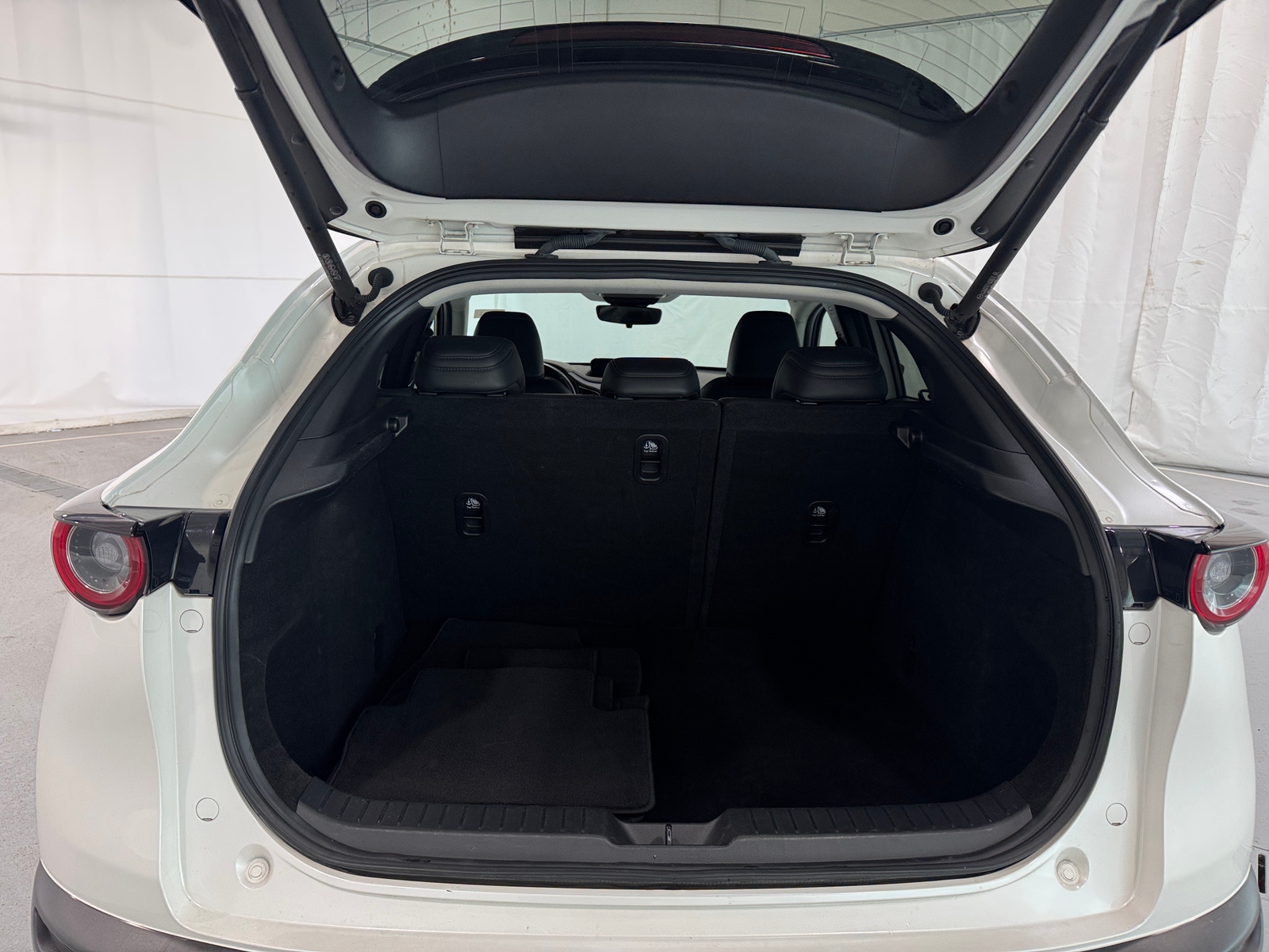 Thumbnail: 2022 Mazda CX-30 - 6