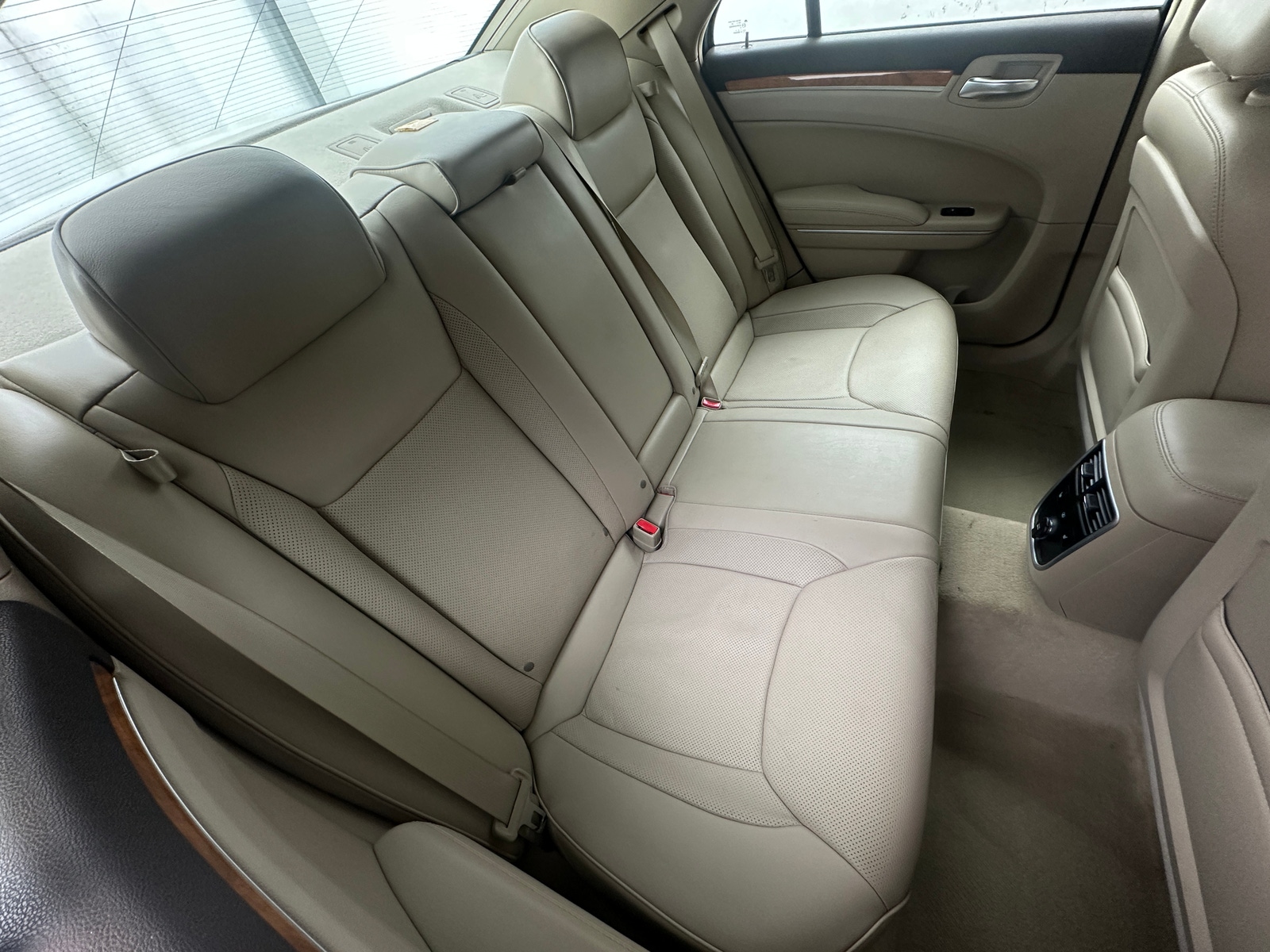 Thumbnail: 2013 Chrysler 300 - 5