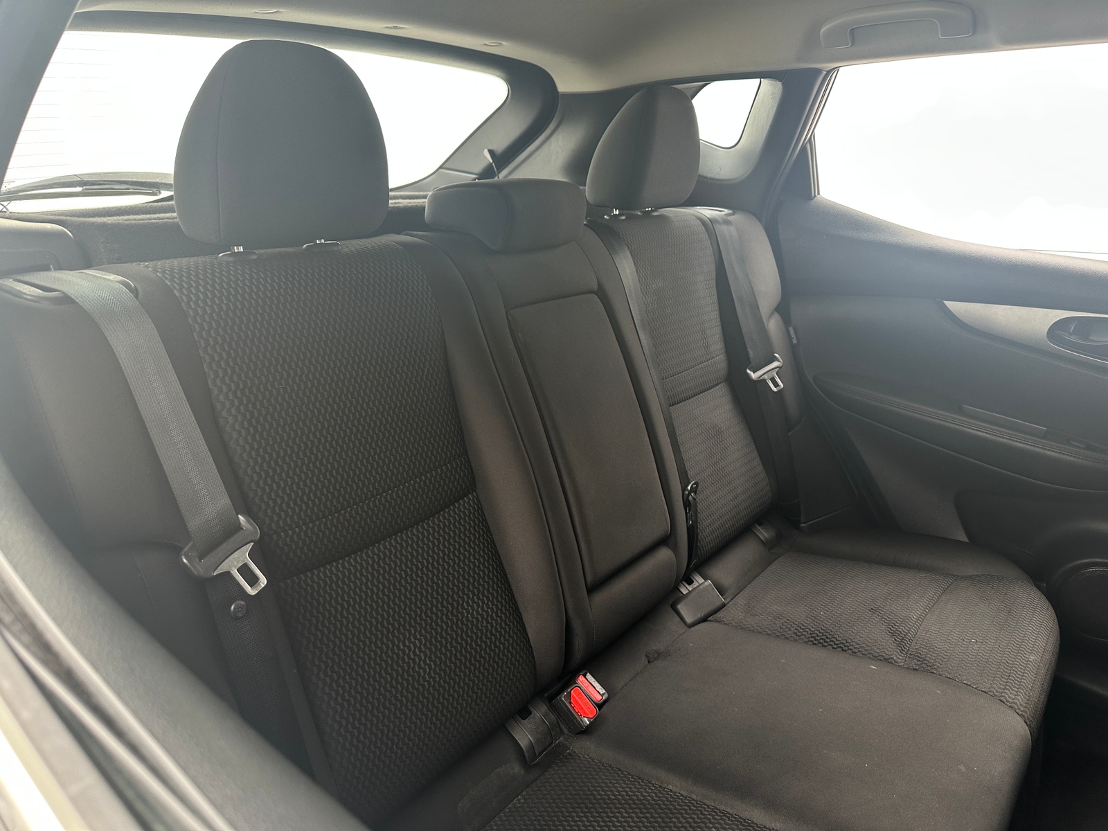 Thumbnail: 2020 Nissan Rogue Sport - 6