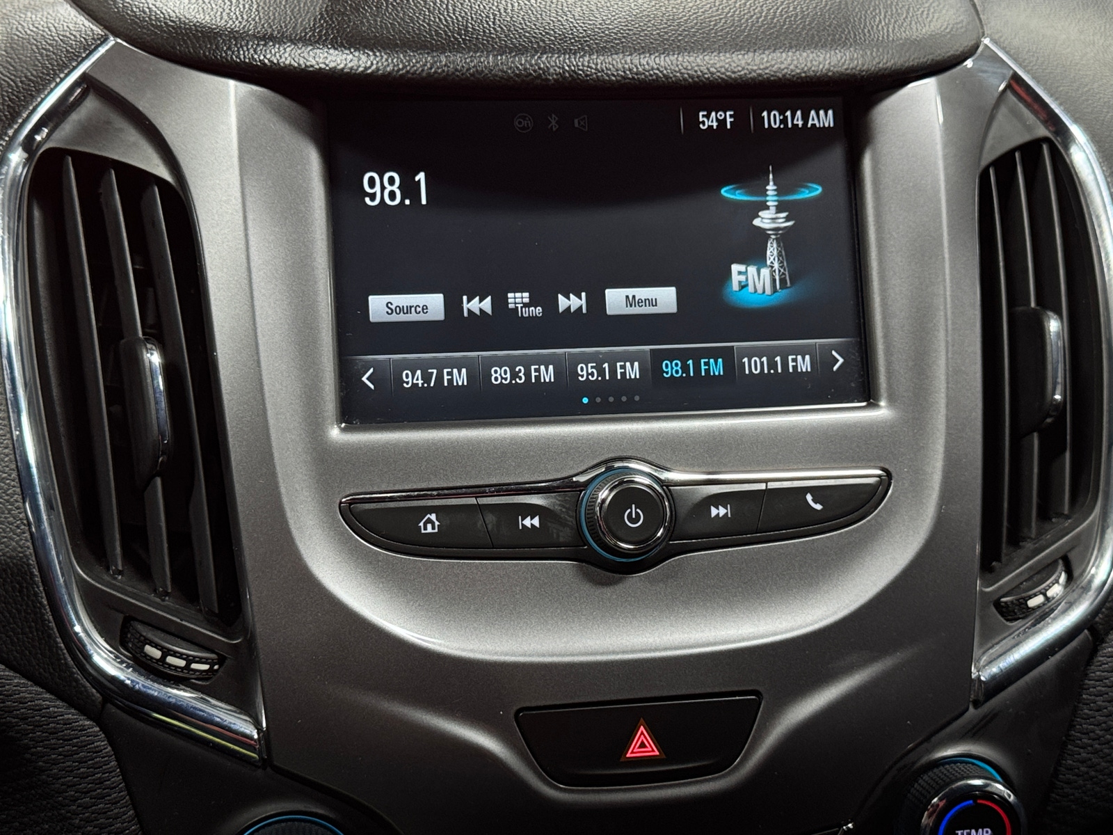 Thumbnail: 2016 Chevrolet Cruze - 4