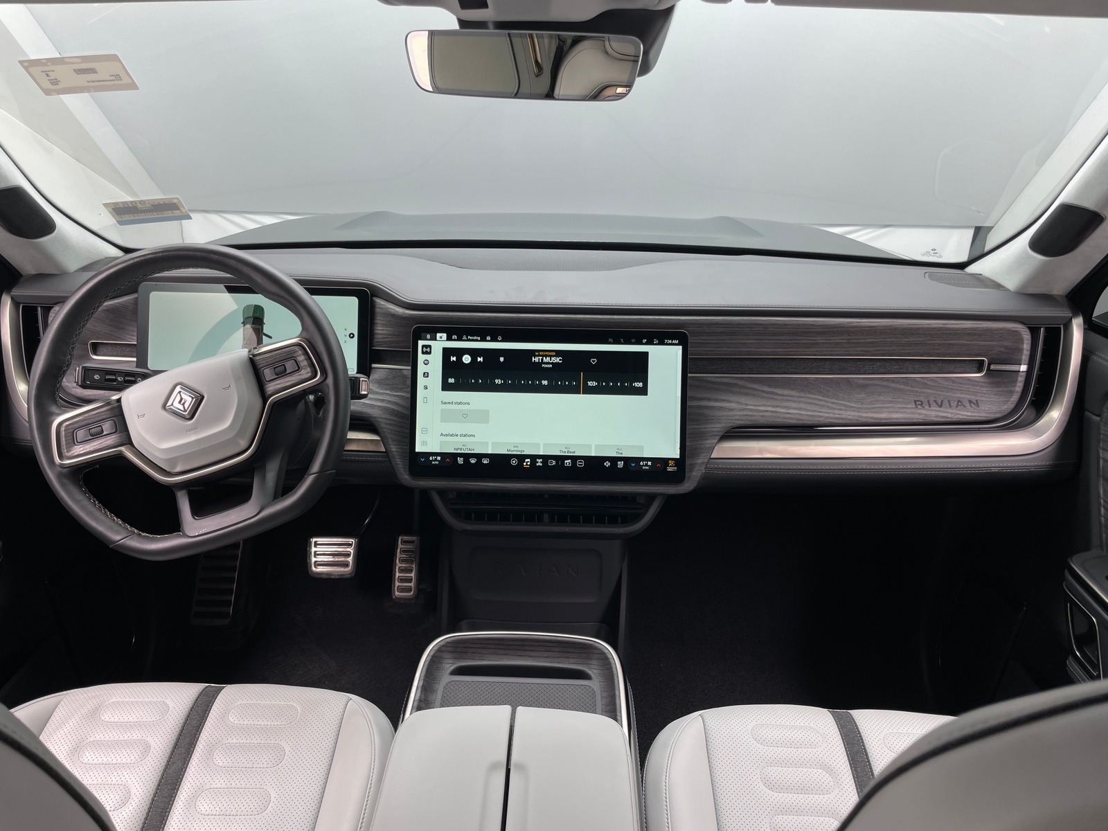 Thumbnail: 2022 Rivian R1T - 2