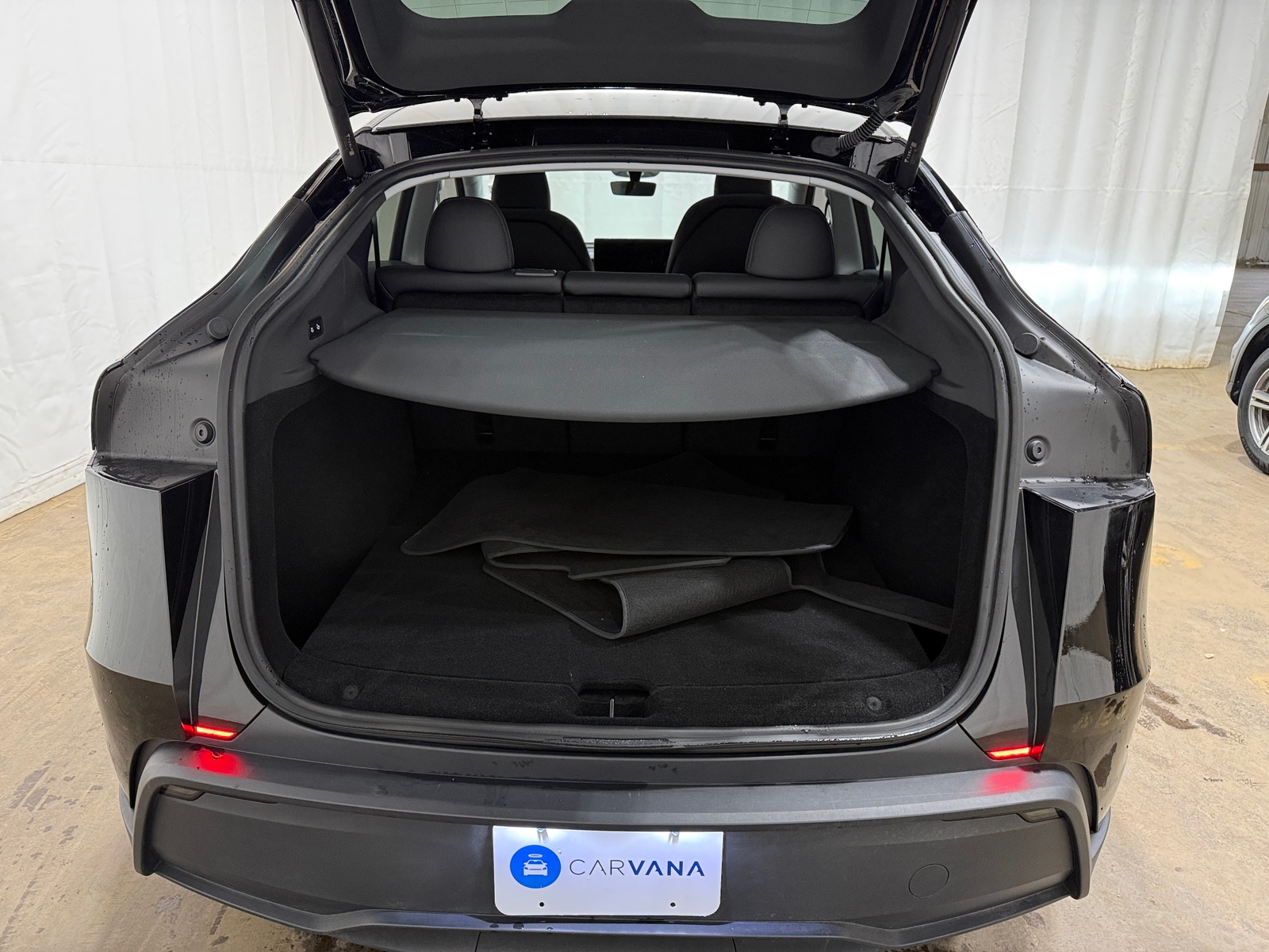 Thumbnail: 2026 Tesla Model Y - 6