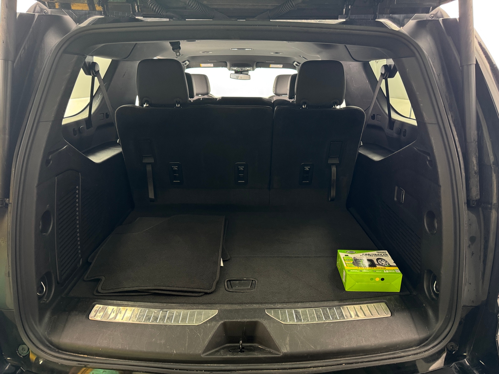 Thumbnail: 2025 Chevrolet Suburban - 6