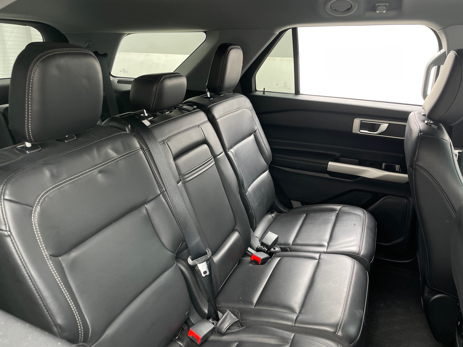 Thumbnail: 2021 Ford Explorer - 5