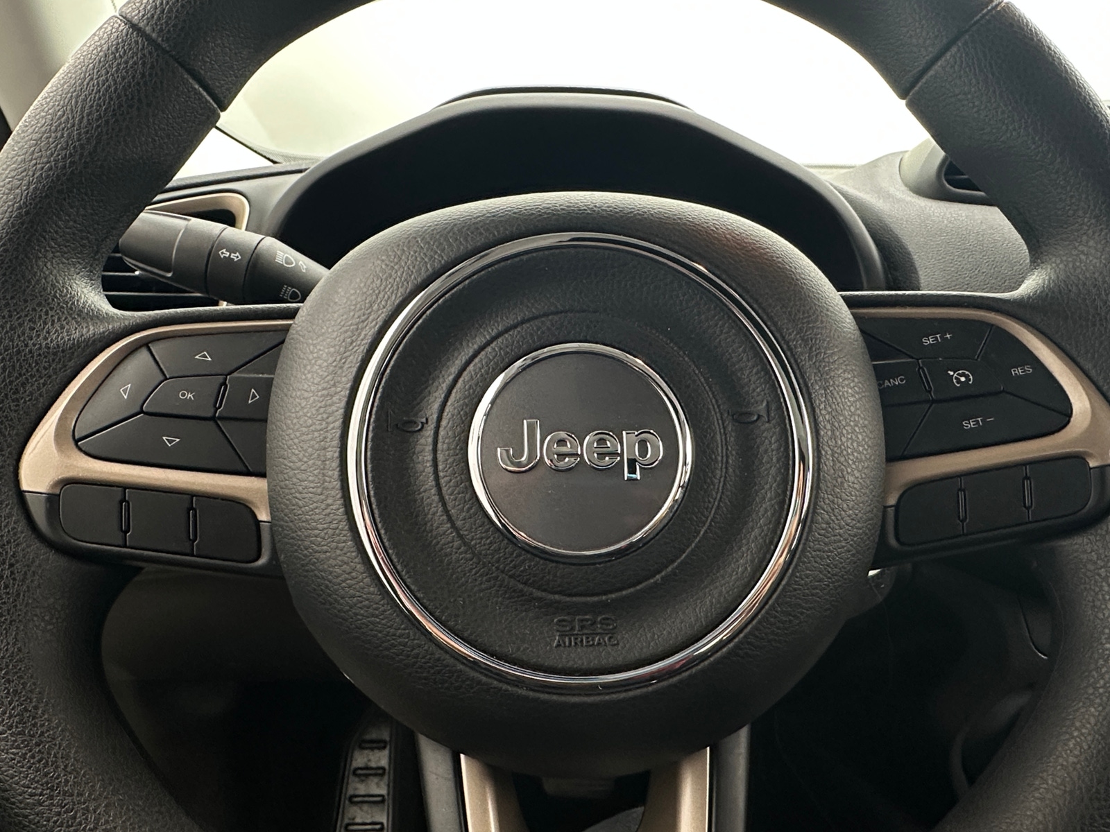 Thumbnail: 2017 Jeep Renegade - 5