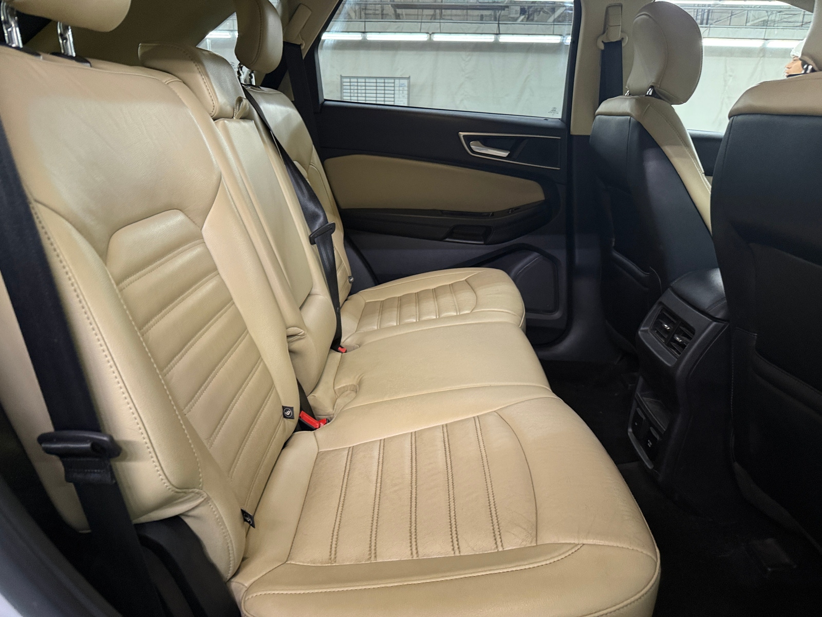 Thumbnail: 2016 Ford Edge - 6