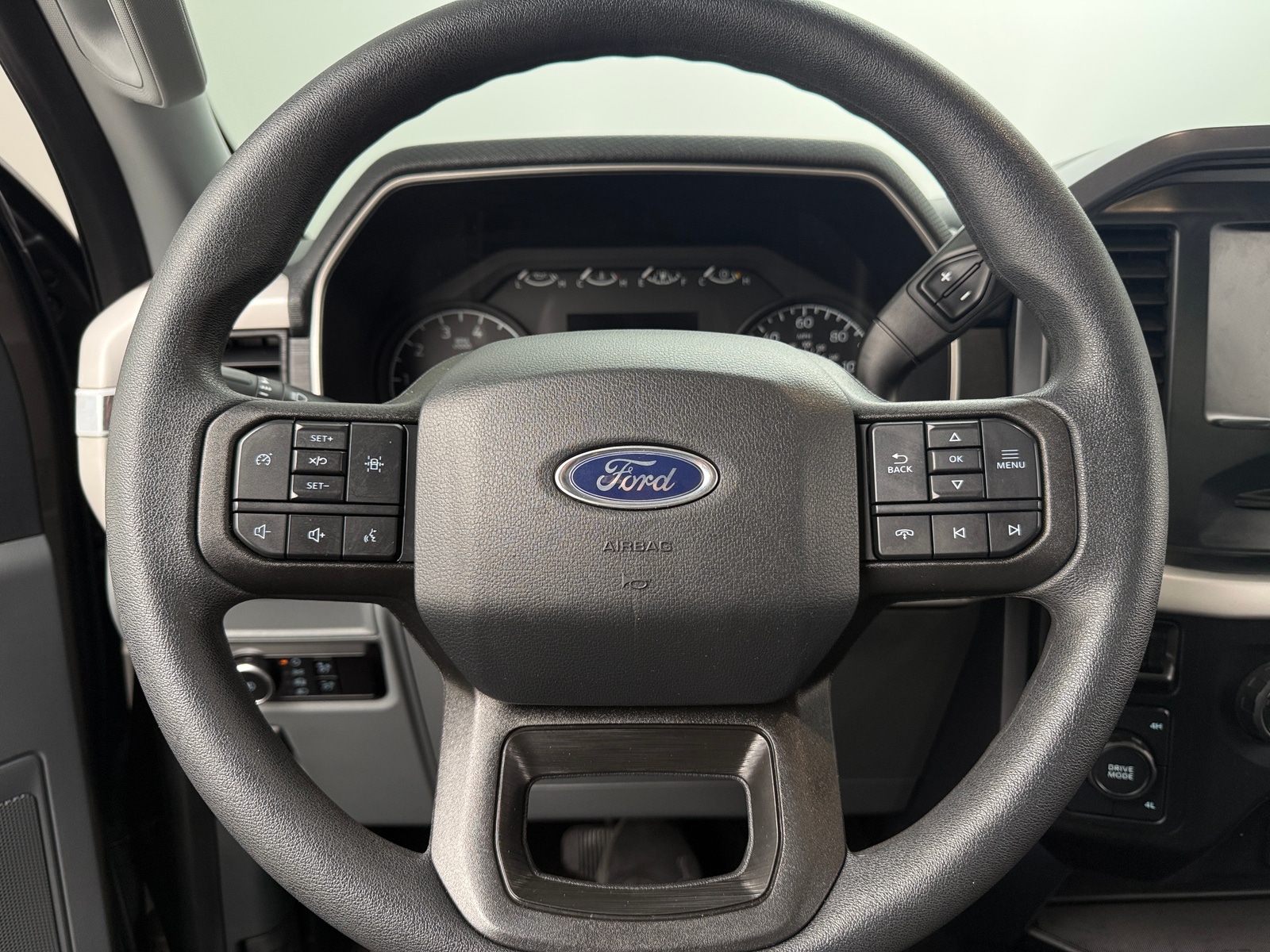 Thumbnail: 2023 Ford Econoline - 5