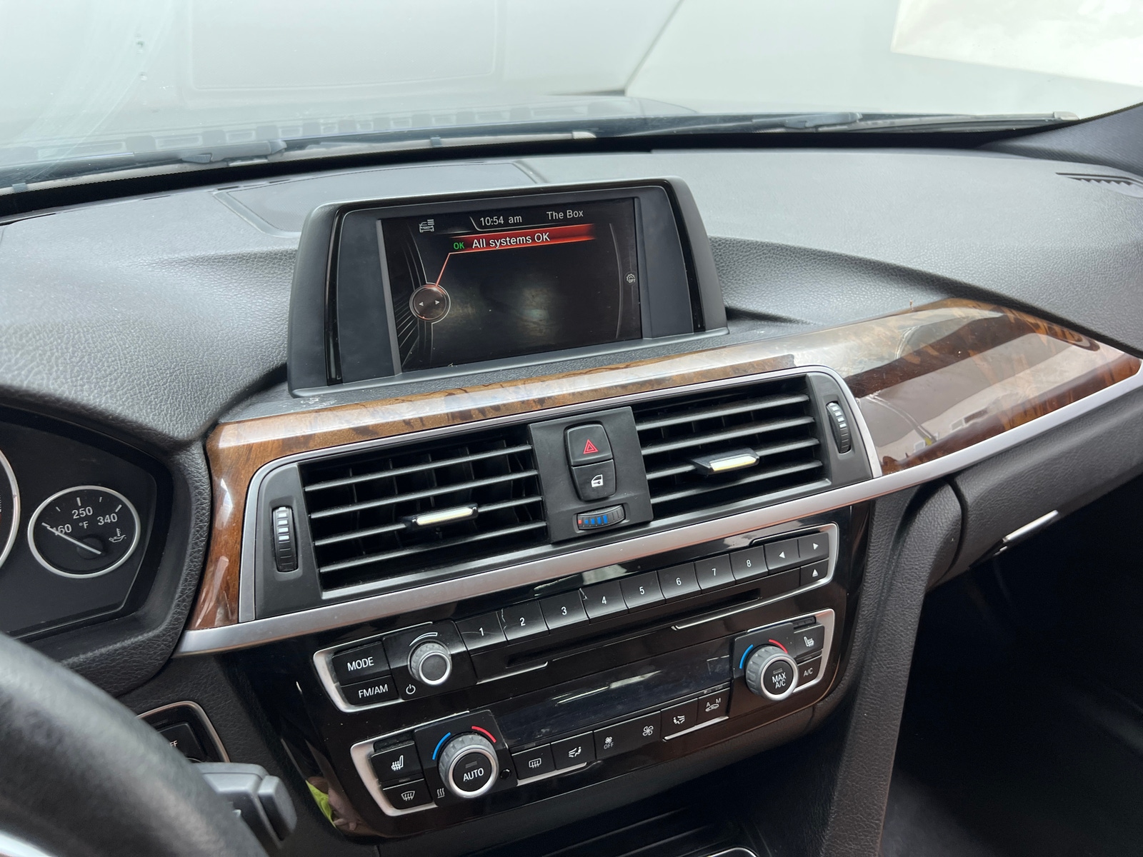 Thumbnail: 2017 BMW 3 Series - 3