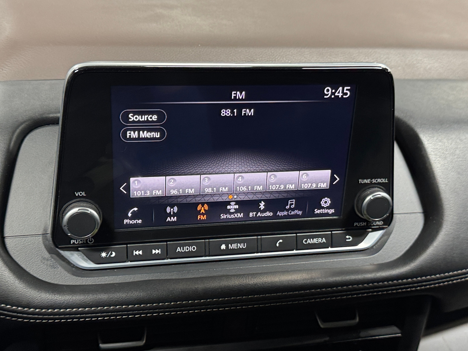 Thumbnail: 2023 Nissan Rogue - 4