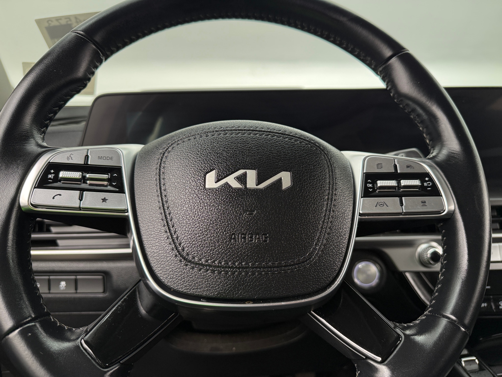 Thumbnail: 2024 Kia Telluride - 4