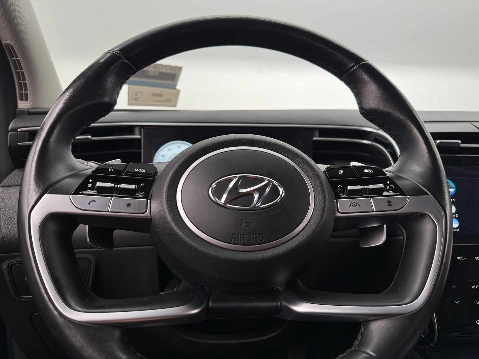 Thumbnail: 2023 Hyundai Tucson - 4