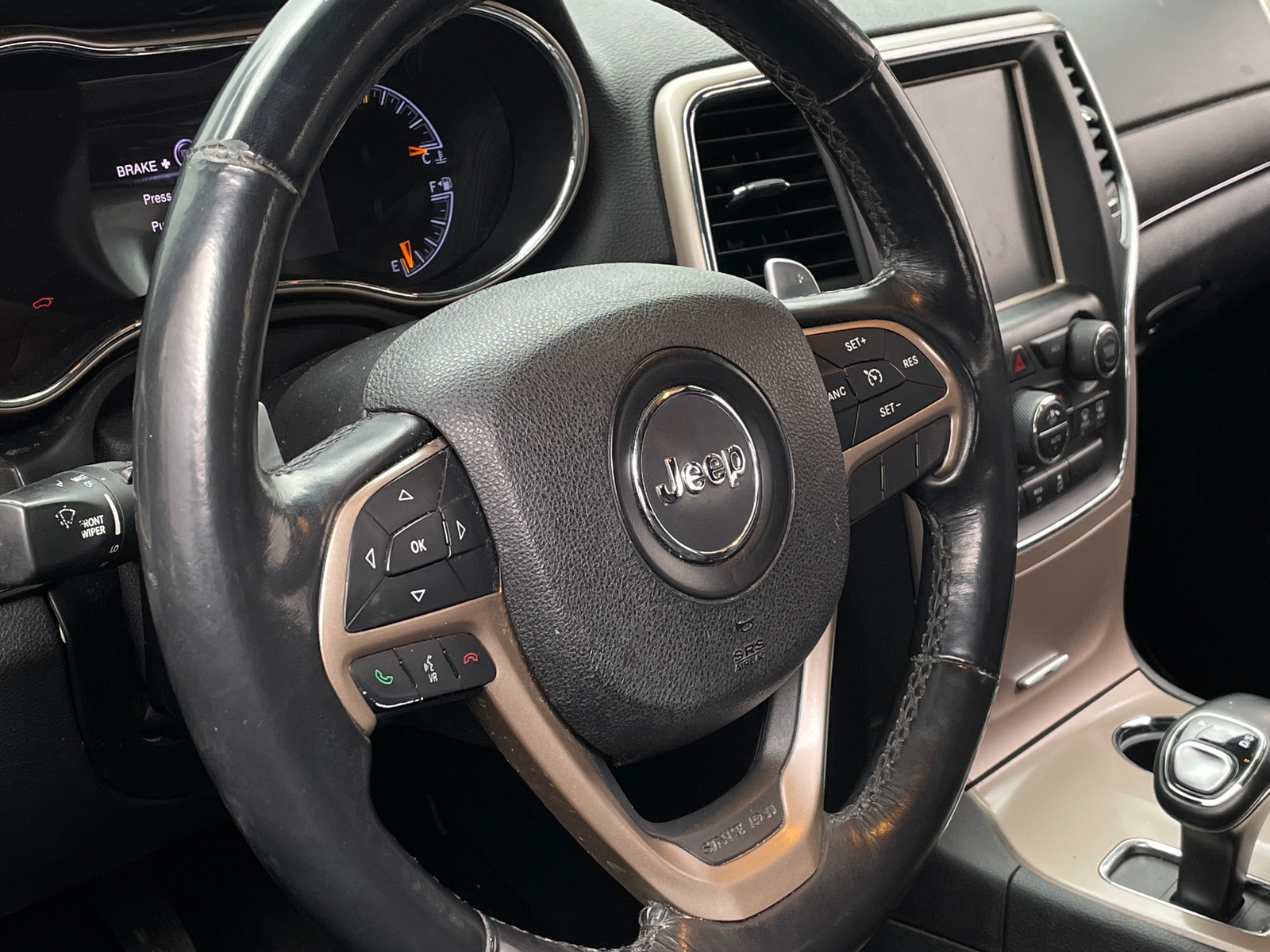 Thumbnail: 2015 Jeep Grand Cherokee - 4