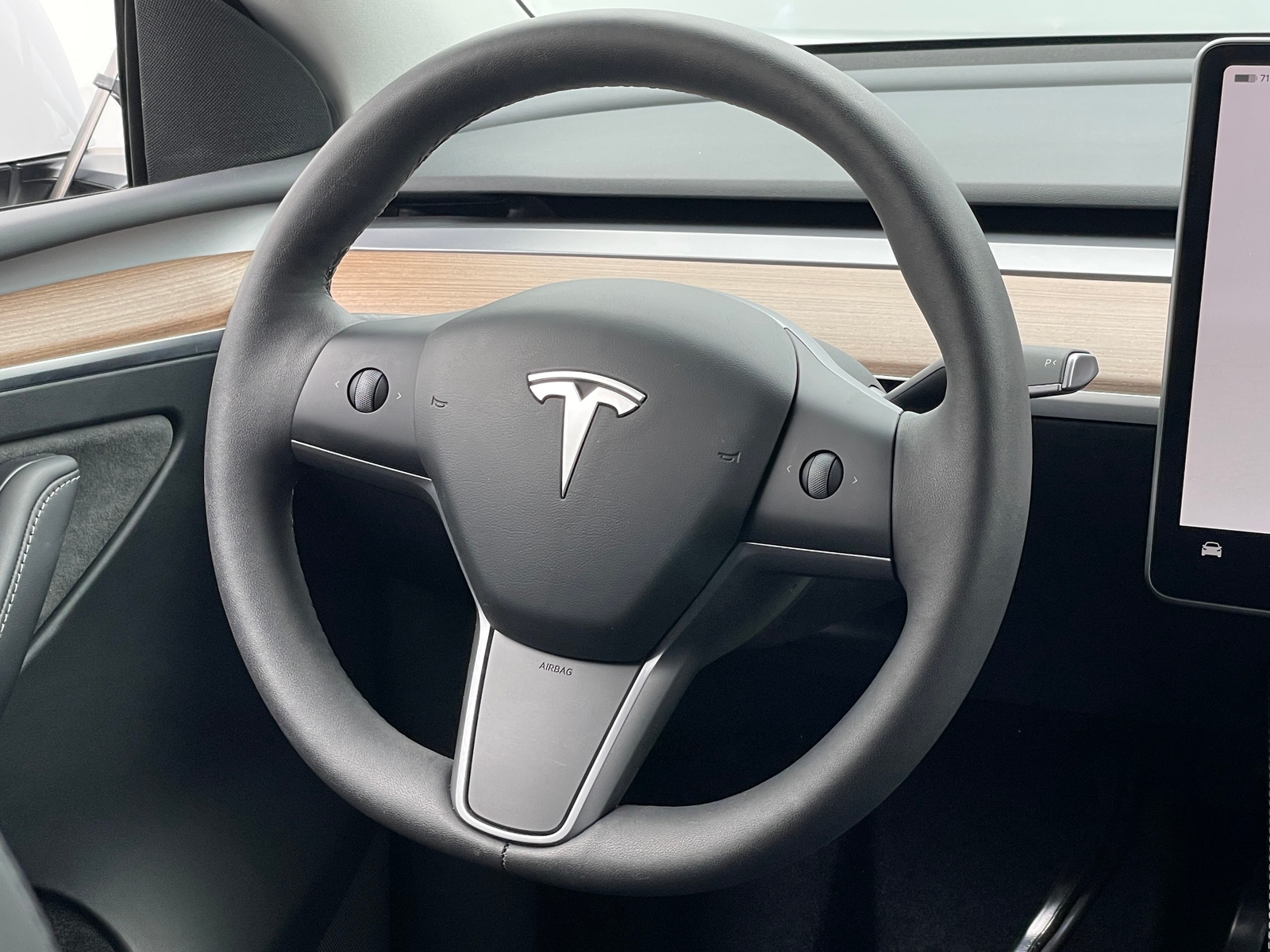 Thumbnail: 2024 Tesla Model Y - 4