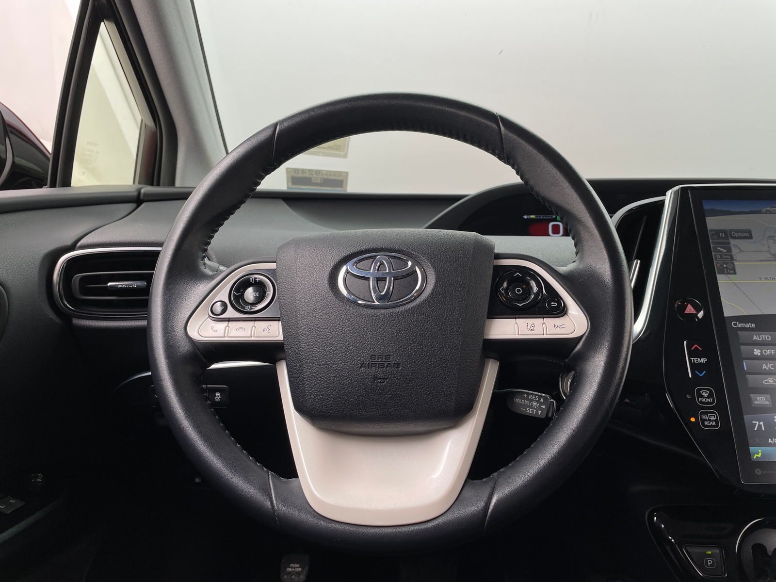 Thumbnail: 2017 Toyota Prius Prime - 4