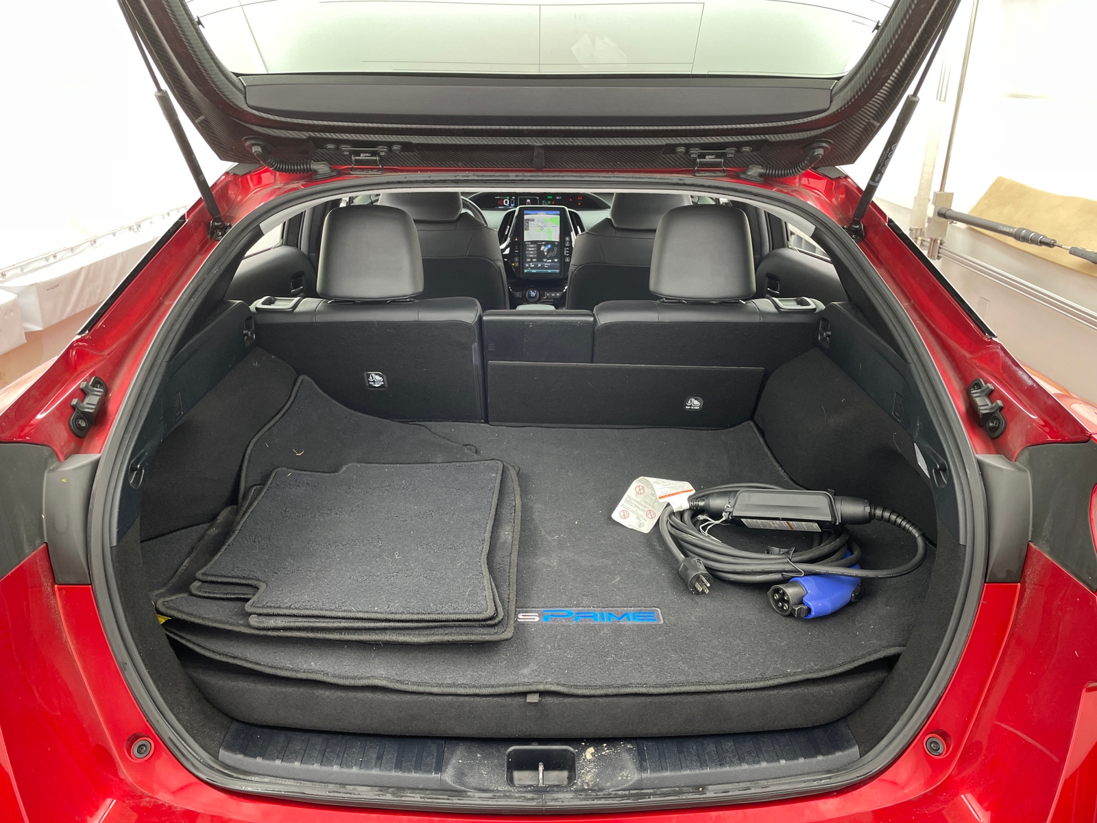 Thumbnail: 2017 Toyota Prius Prime - 6