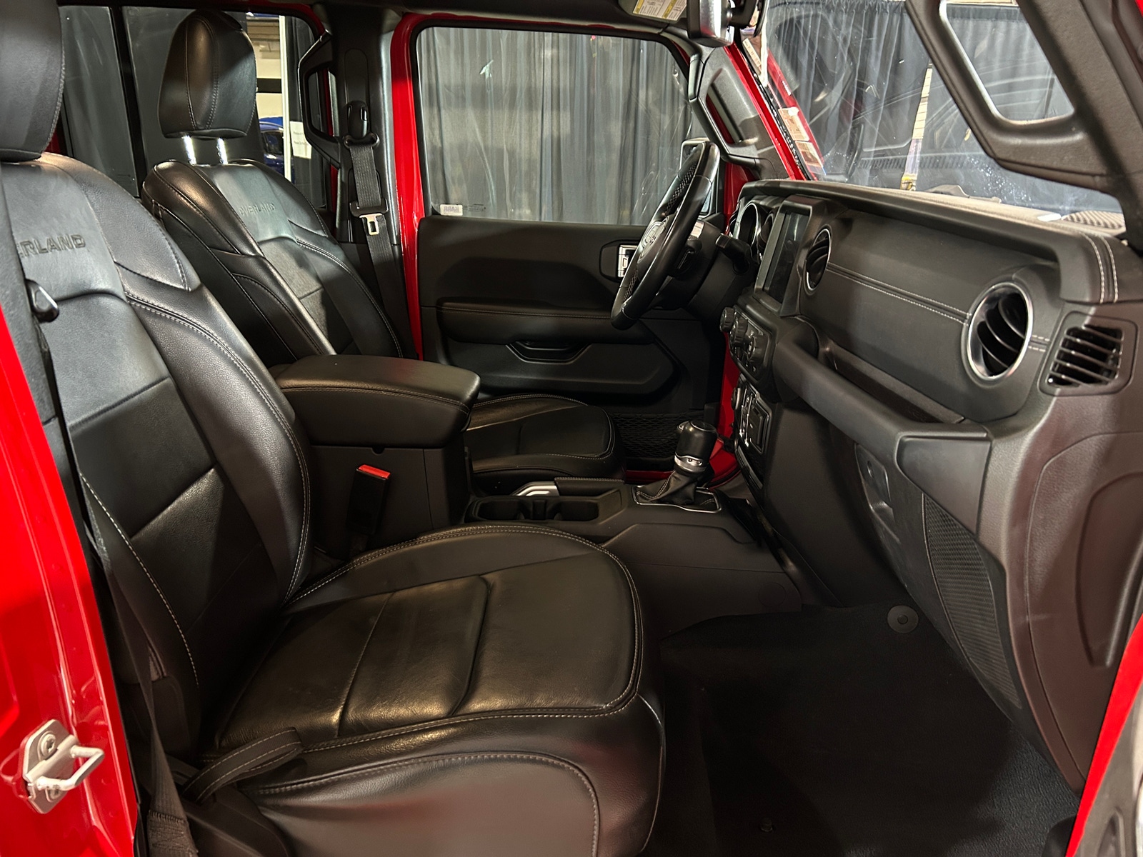 Thumbnail: 2022 Jeep Gladiator - 2