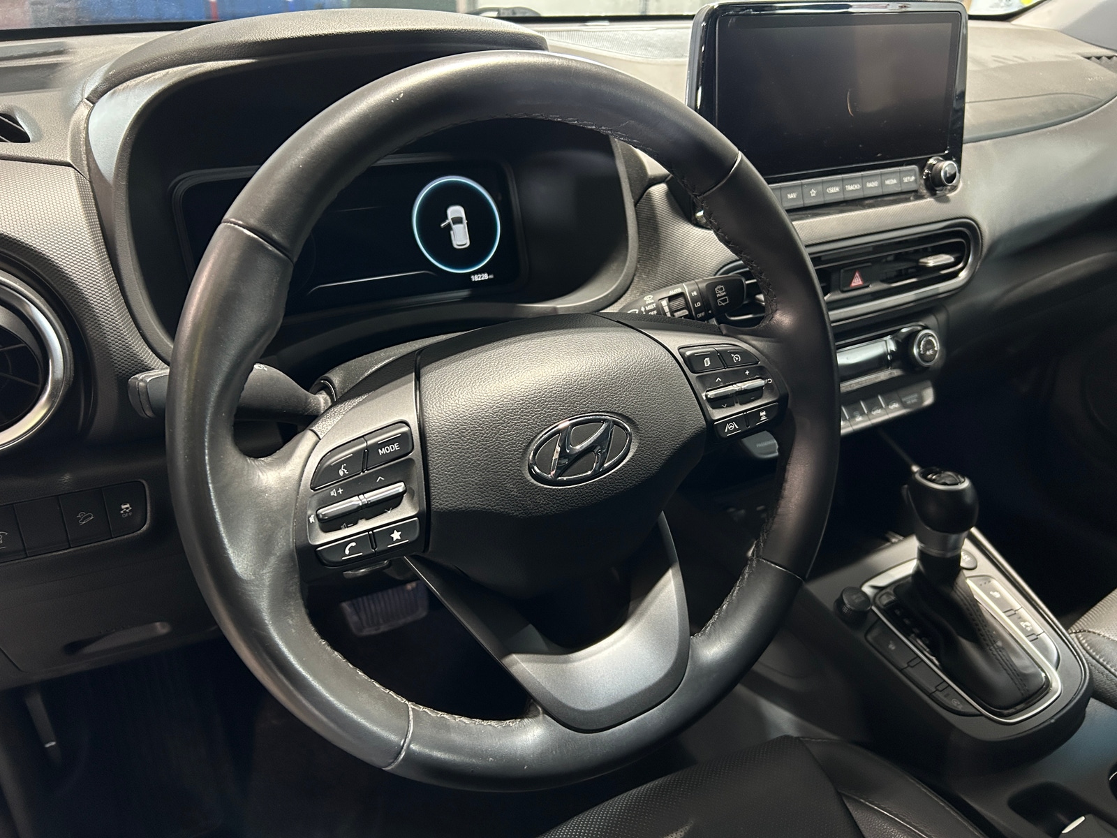 Thumbnail: 2022 Hyundai Kona - 4